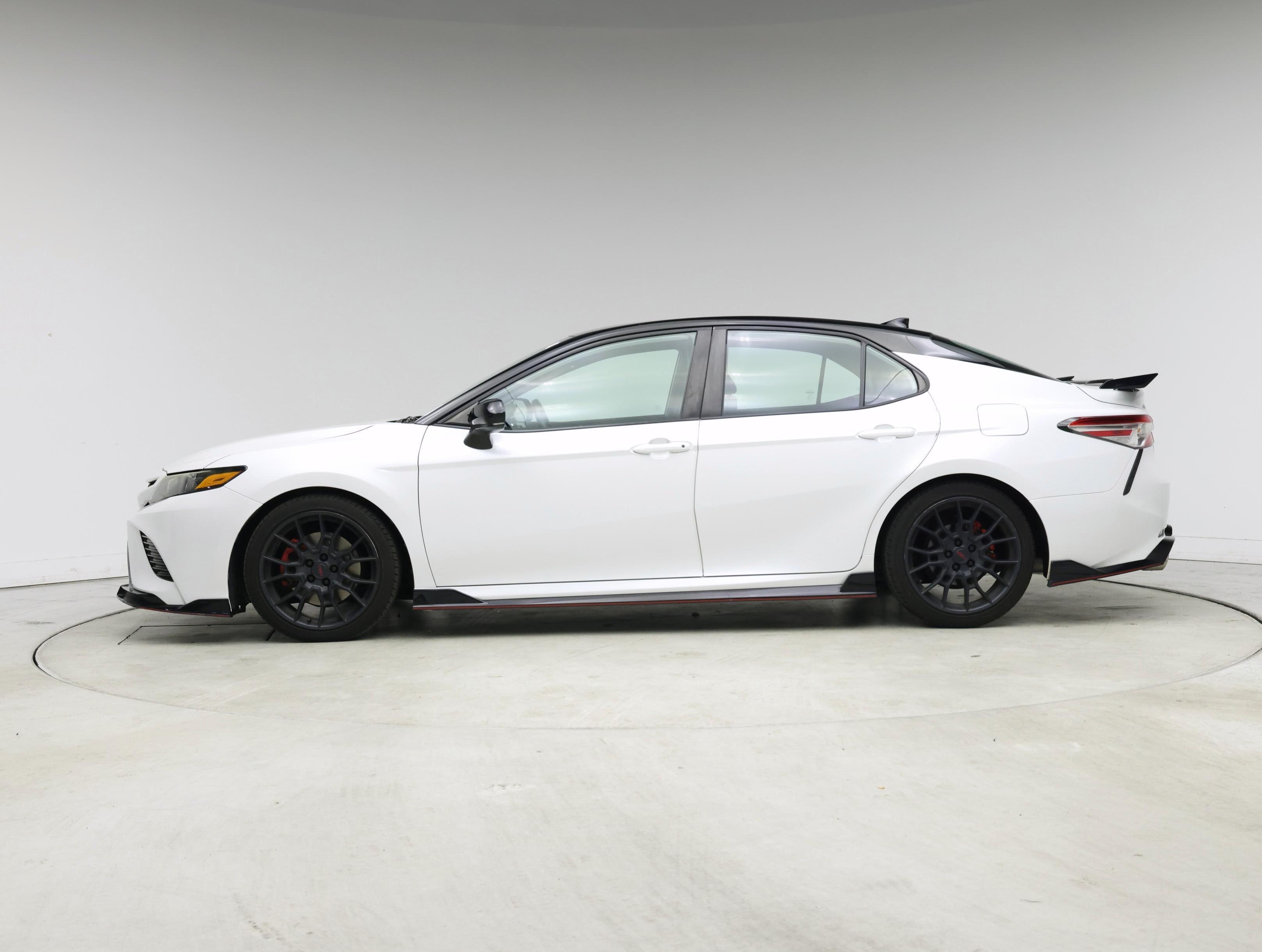 Thumbnail: 2020 Toyota Camry - 3