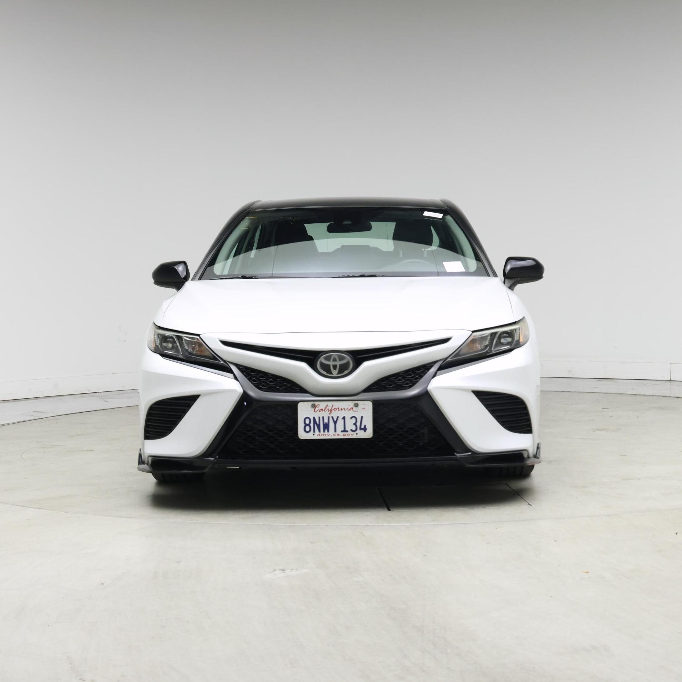 Thumbnail: 2020 Toyota Camry - 5