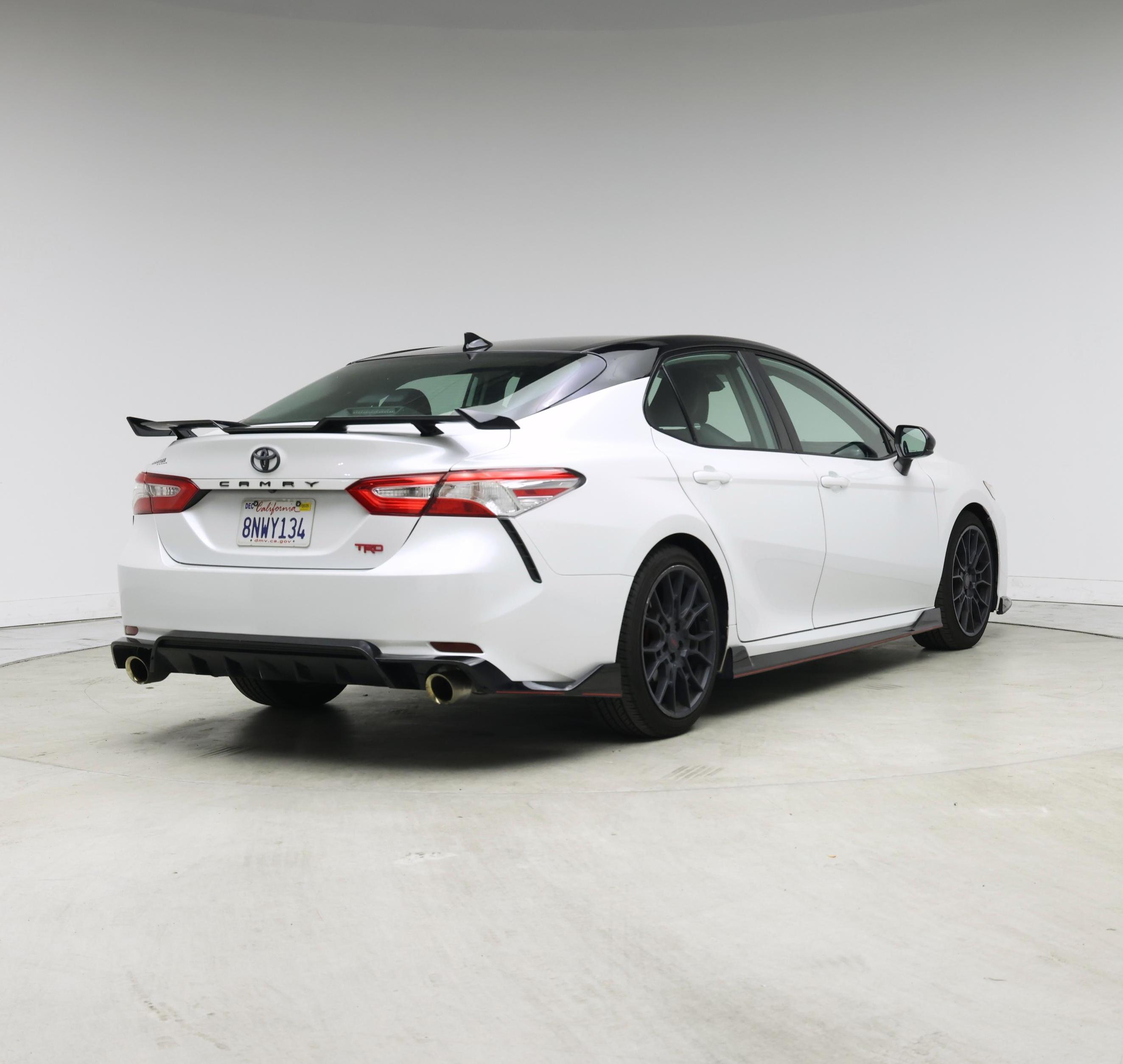 Thumbnail: 2020 Toyota Camry - 8