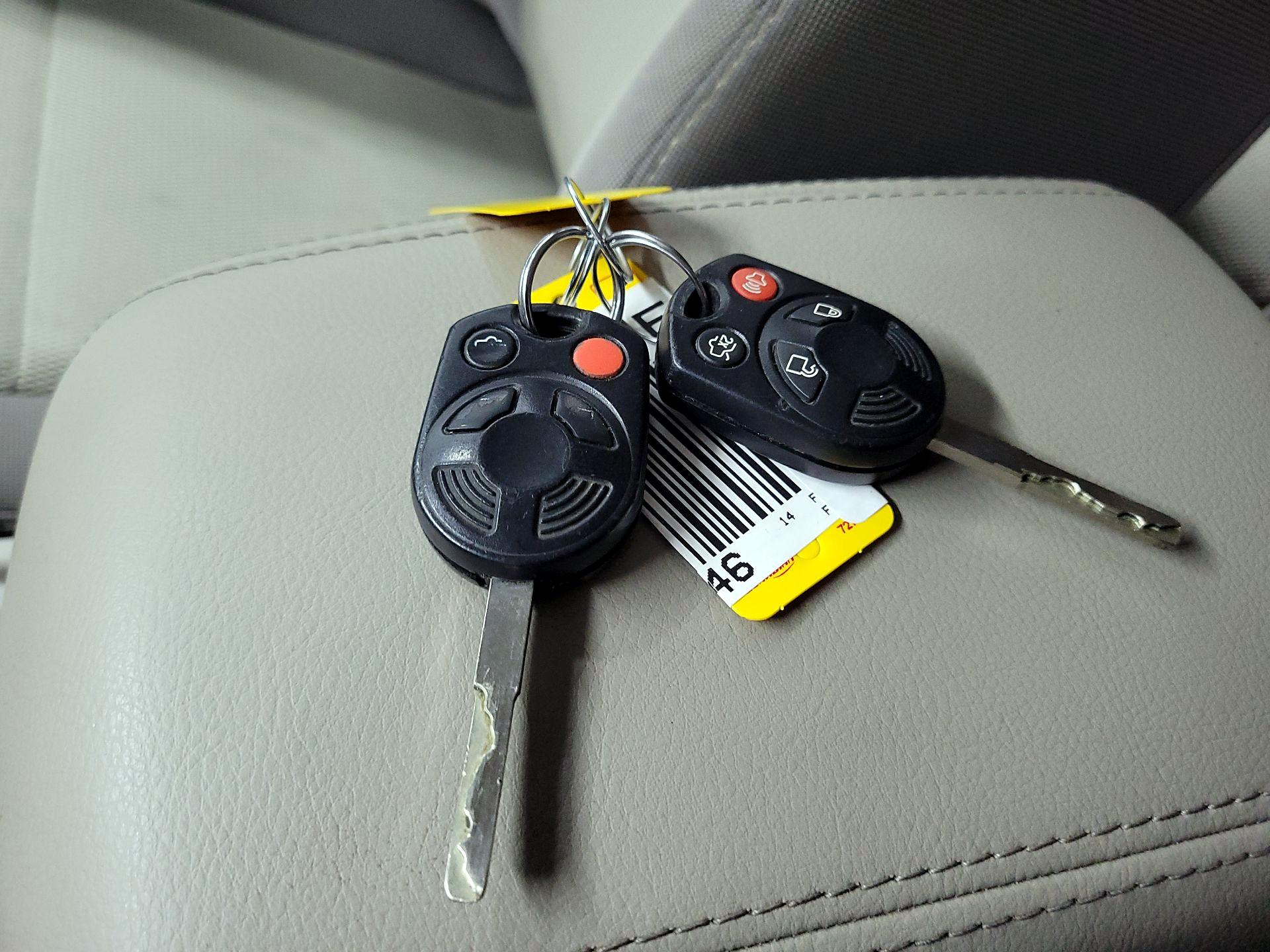 Thumbnail: 2014 Ford Focus - 20