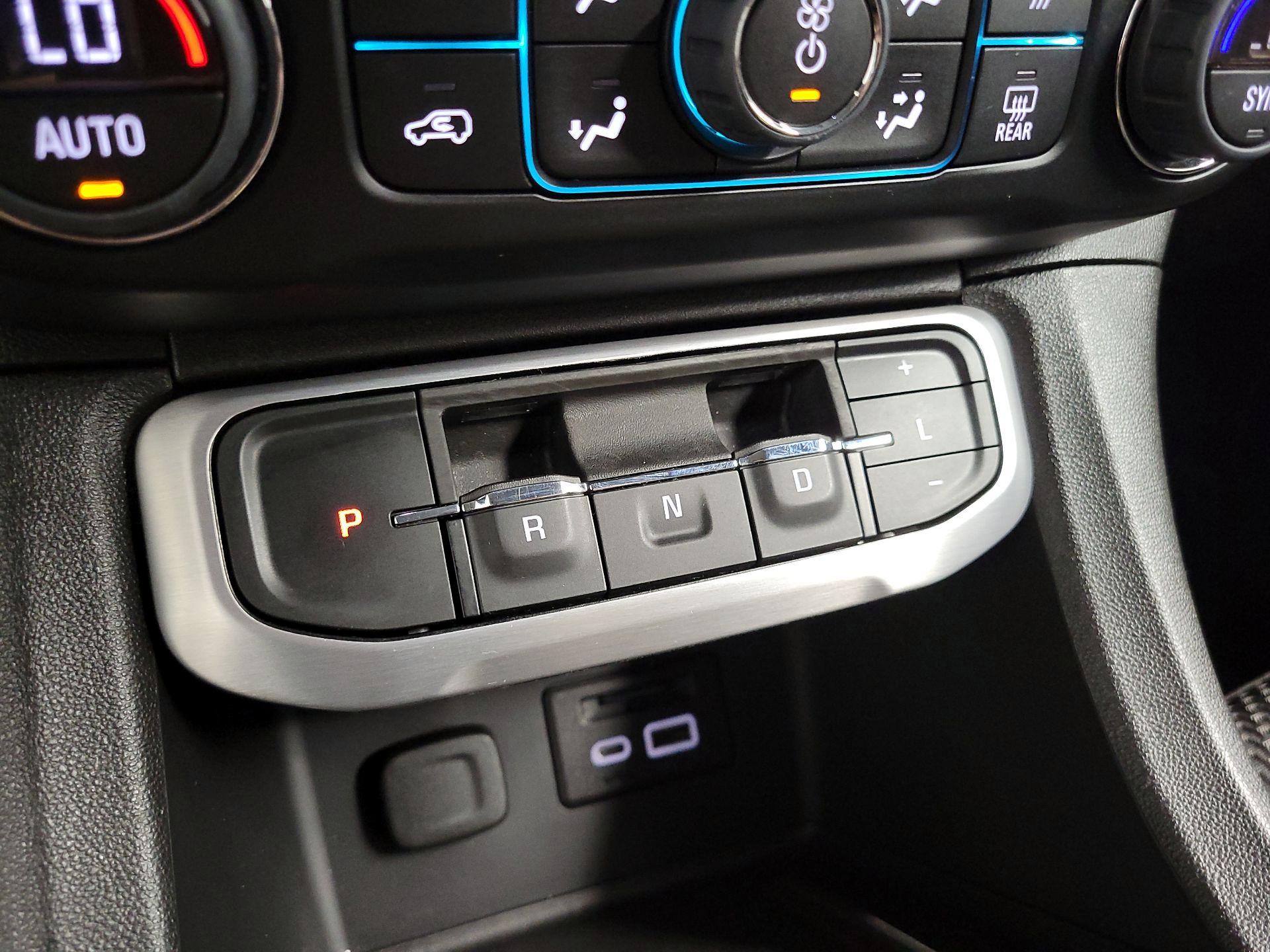 Thumbnail: 2022 GMC Acadia - 15