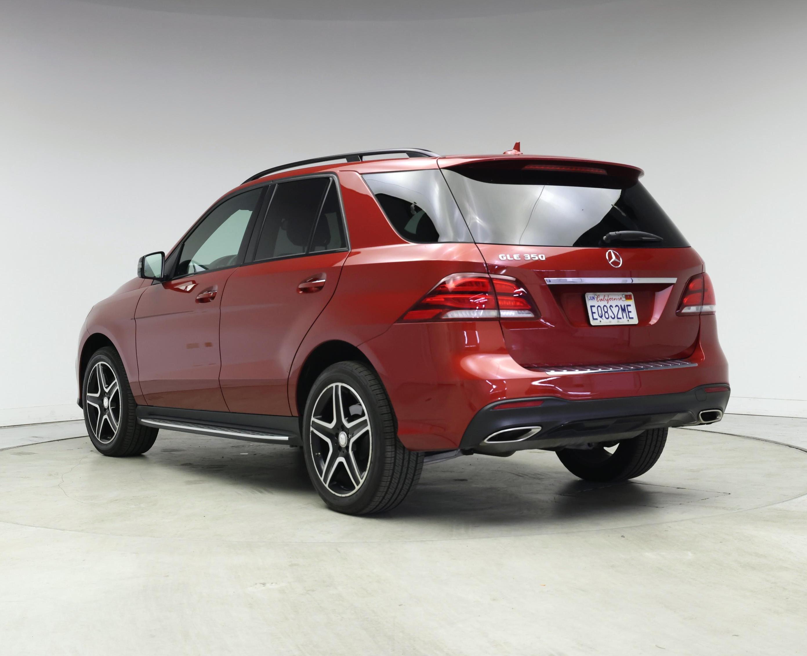 Thumbnail: 2016 Mercedes-Benz GLE - 2