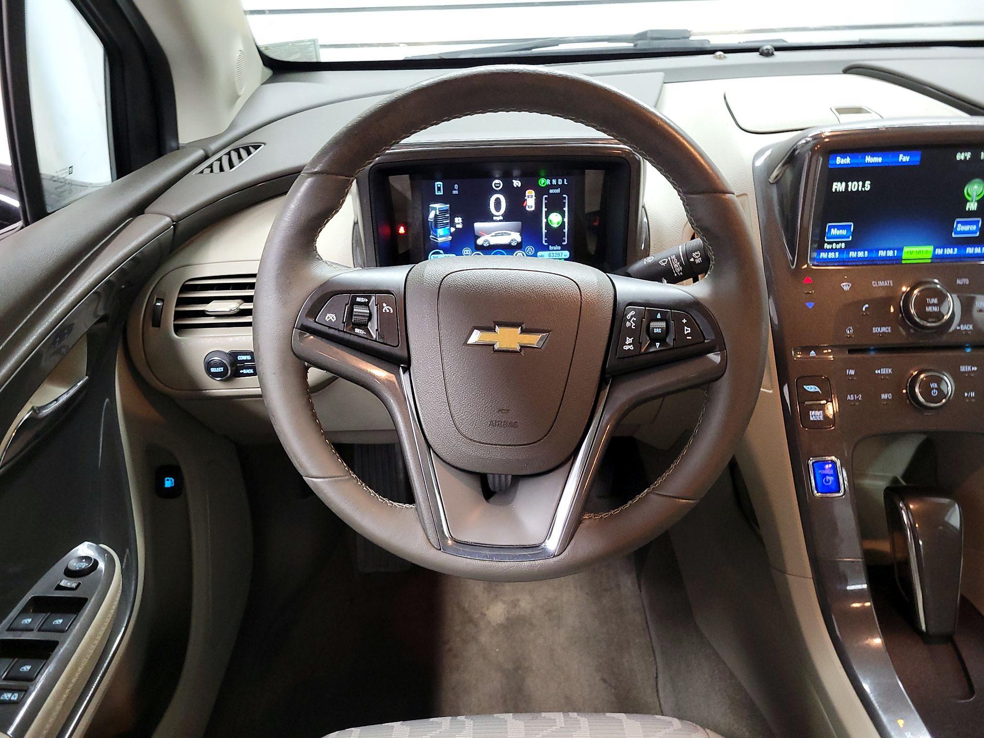 Thumbnail: 2015 Chevrolet Volt - 10