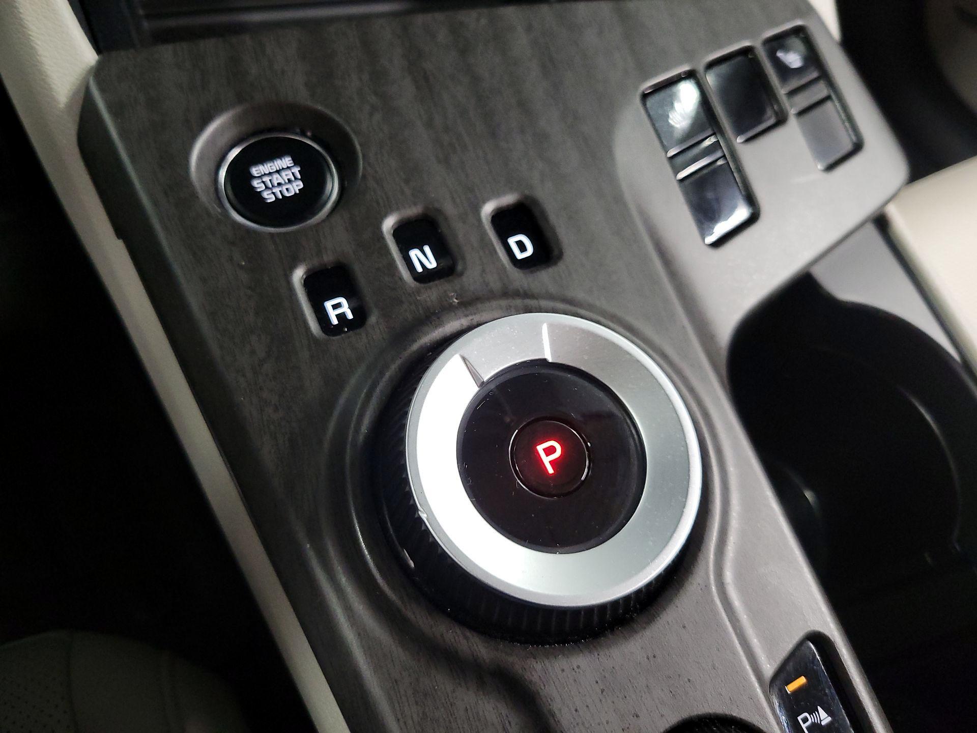 Thumbnail: 2025 Kia Sportage - 17