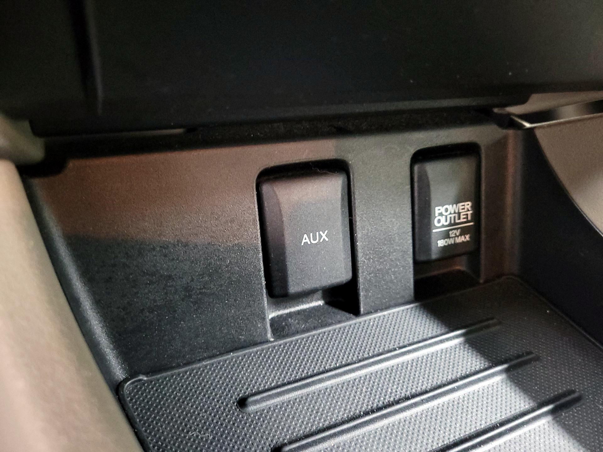 Thumbnail: 2015 Honda Civic - 18