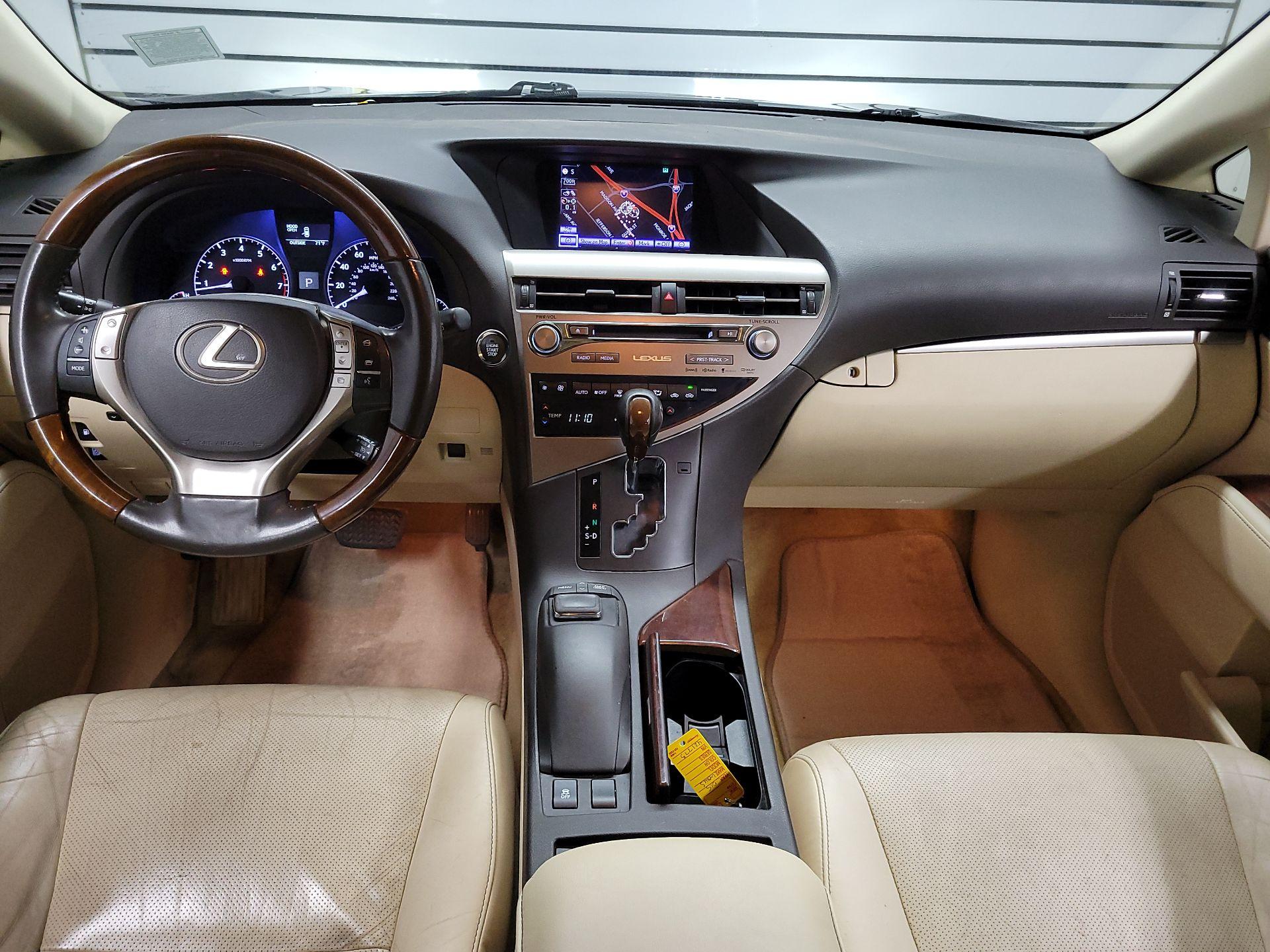 Thumbnail: 2015 Lexus RX - 9