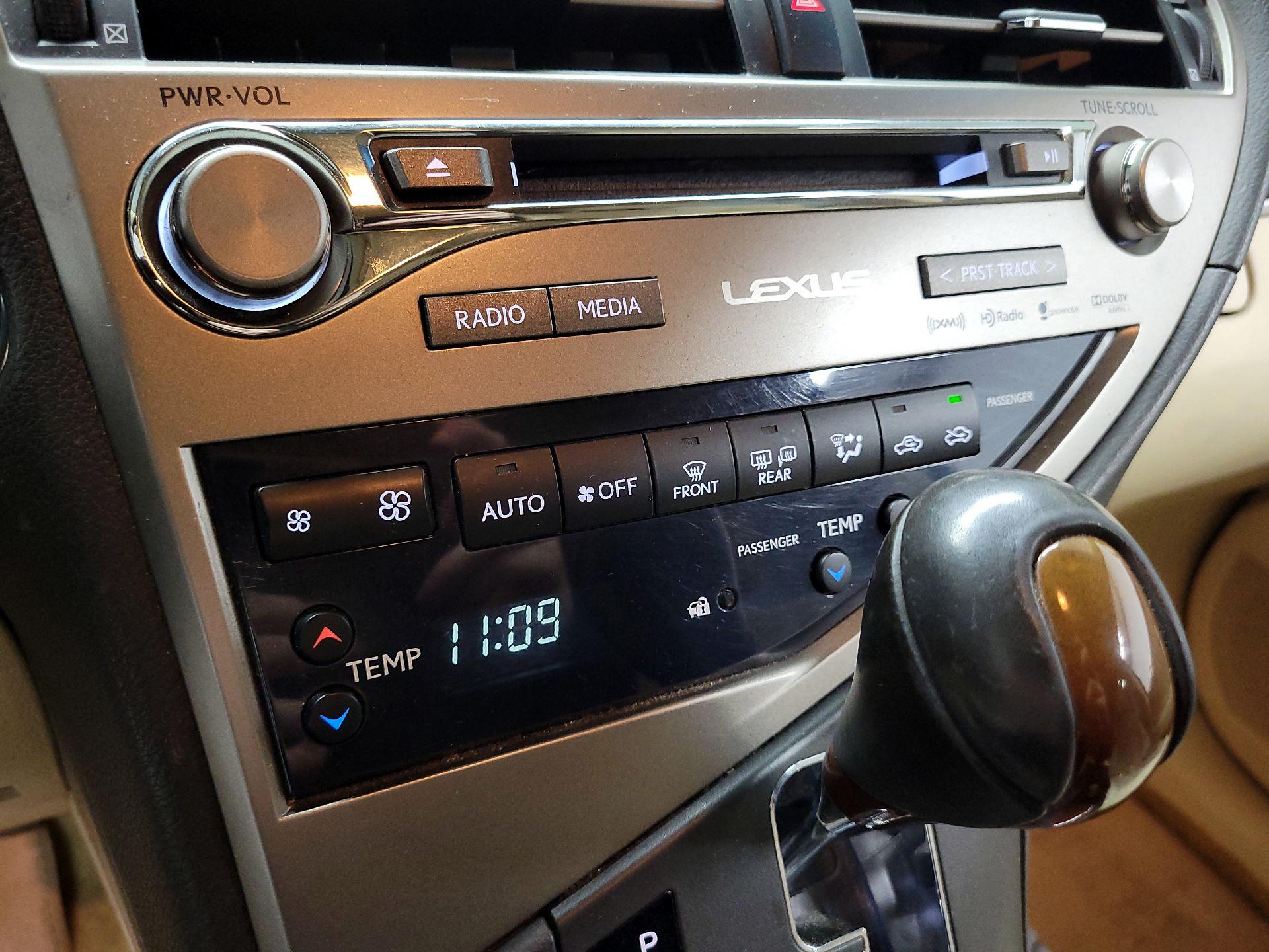 Thumbnail: 2015 Lexus RX - 14