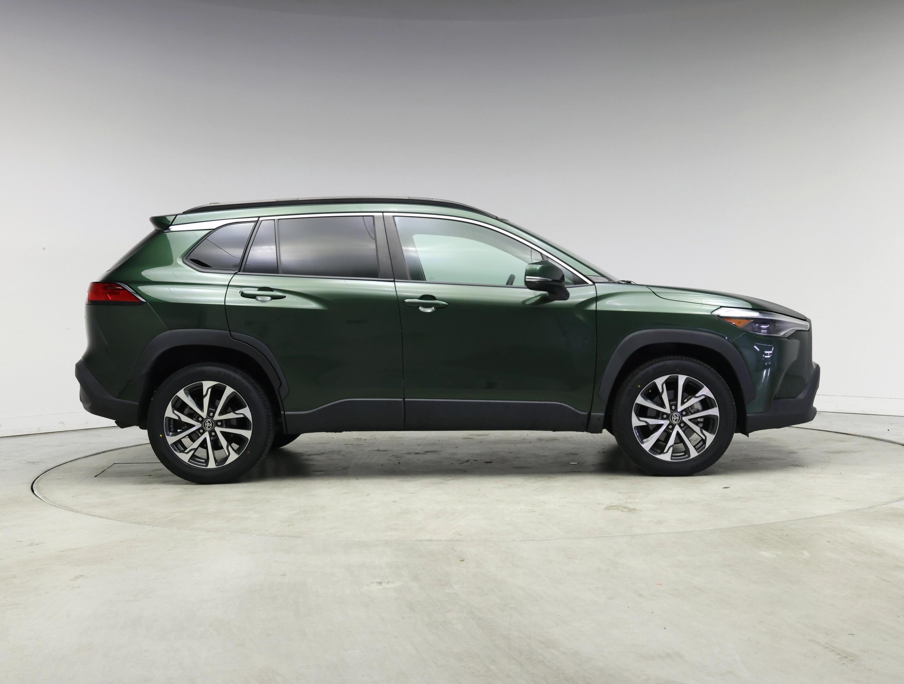 Thumbnail: 2022 Toyota Corolla Cross - 7