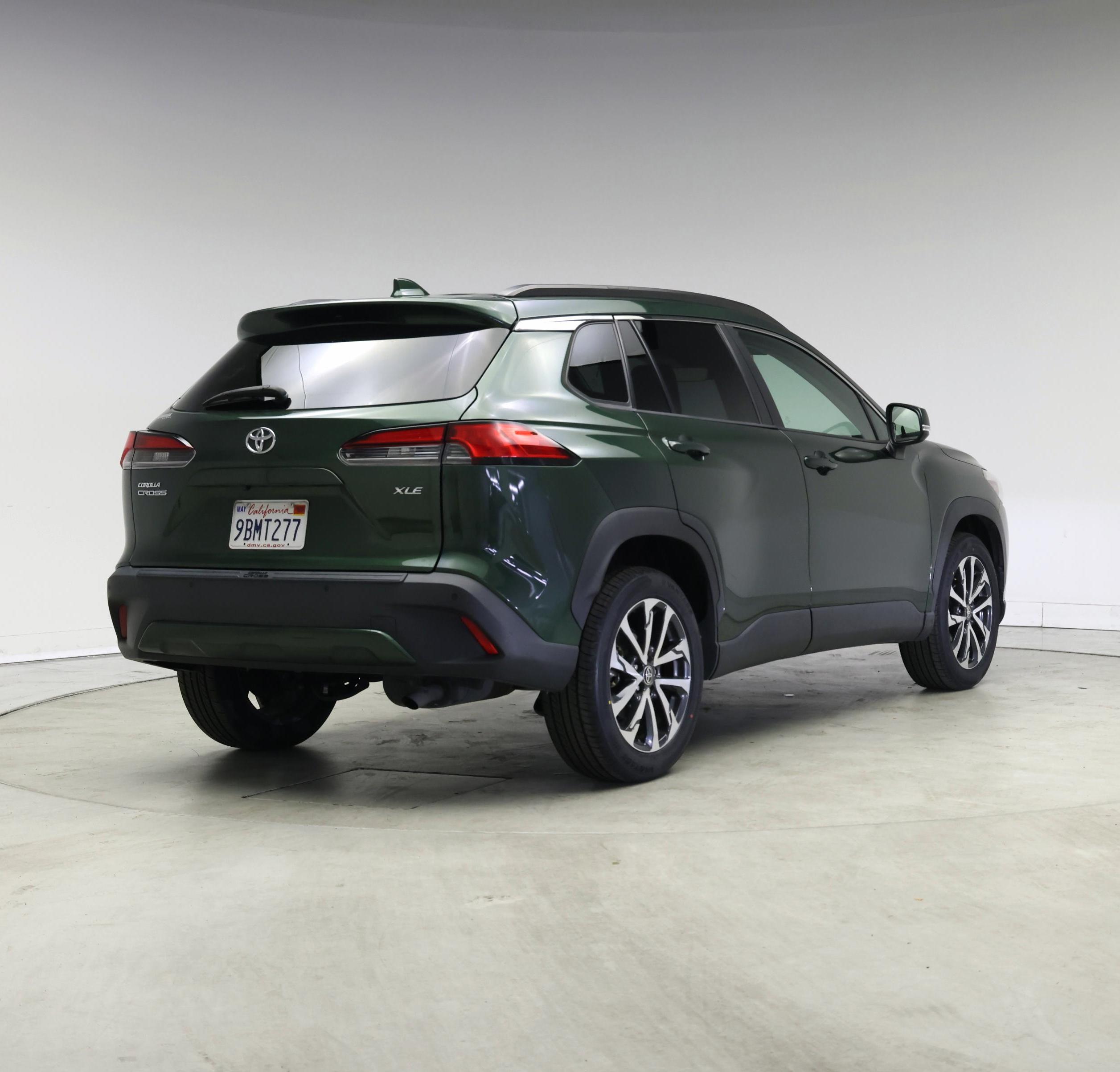 Thumbnail: 2022 Toyota Corolla Cross - 8