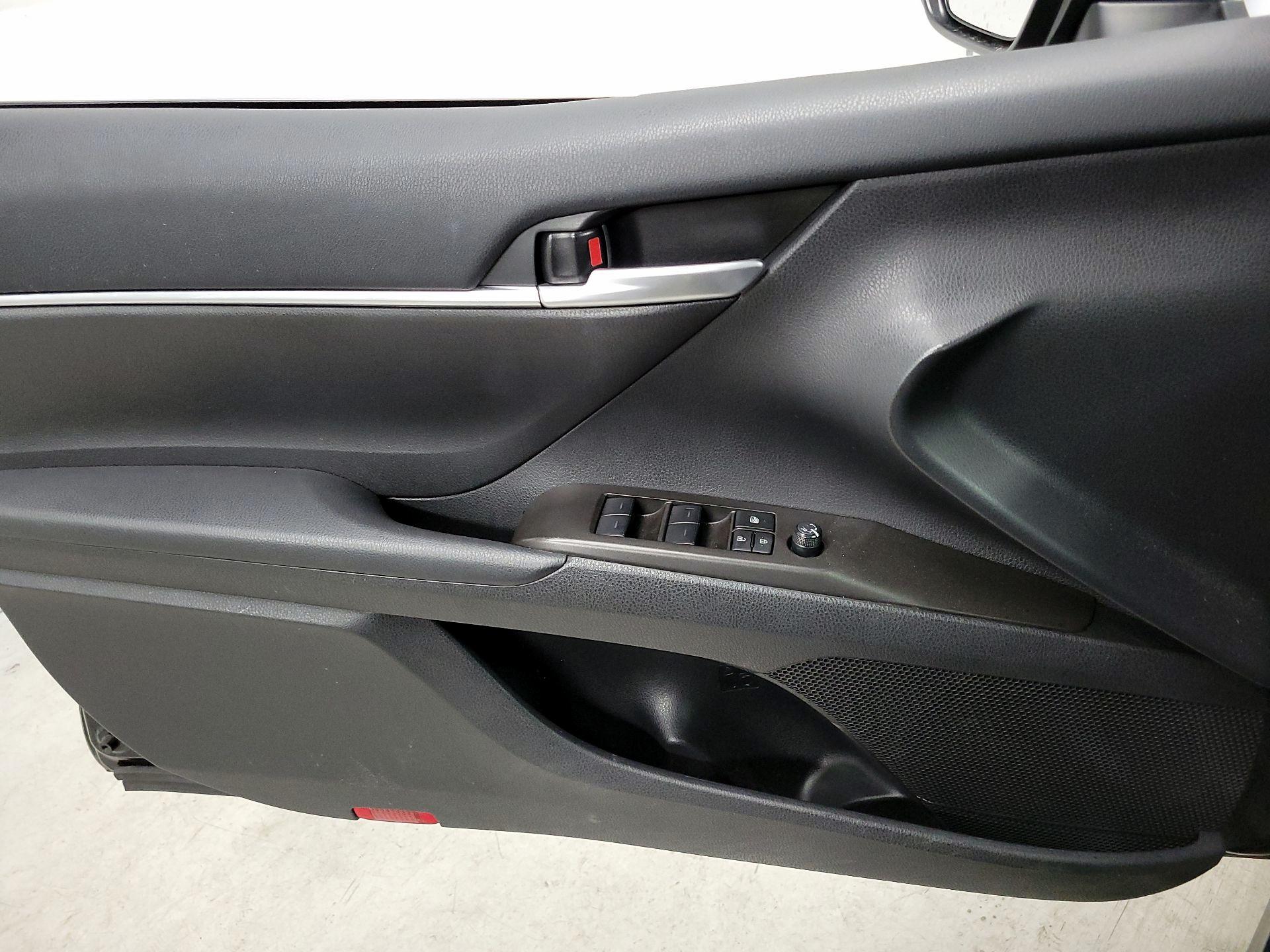 Thumbnail: 2024 Toyota Camry - 12