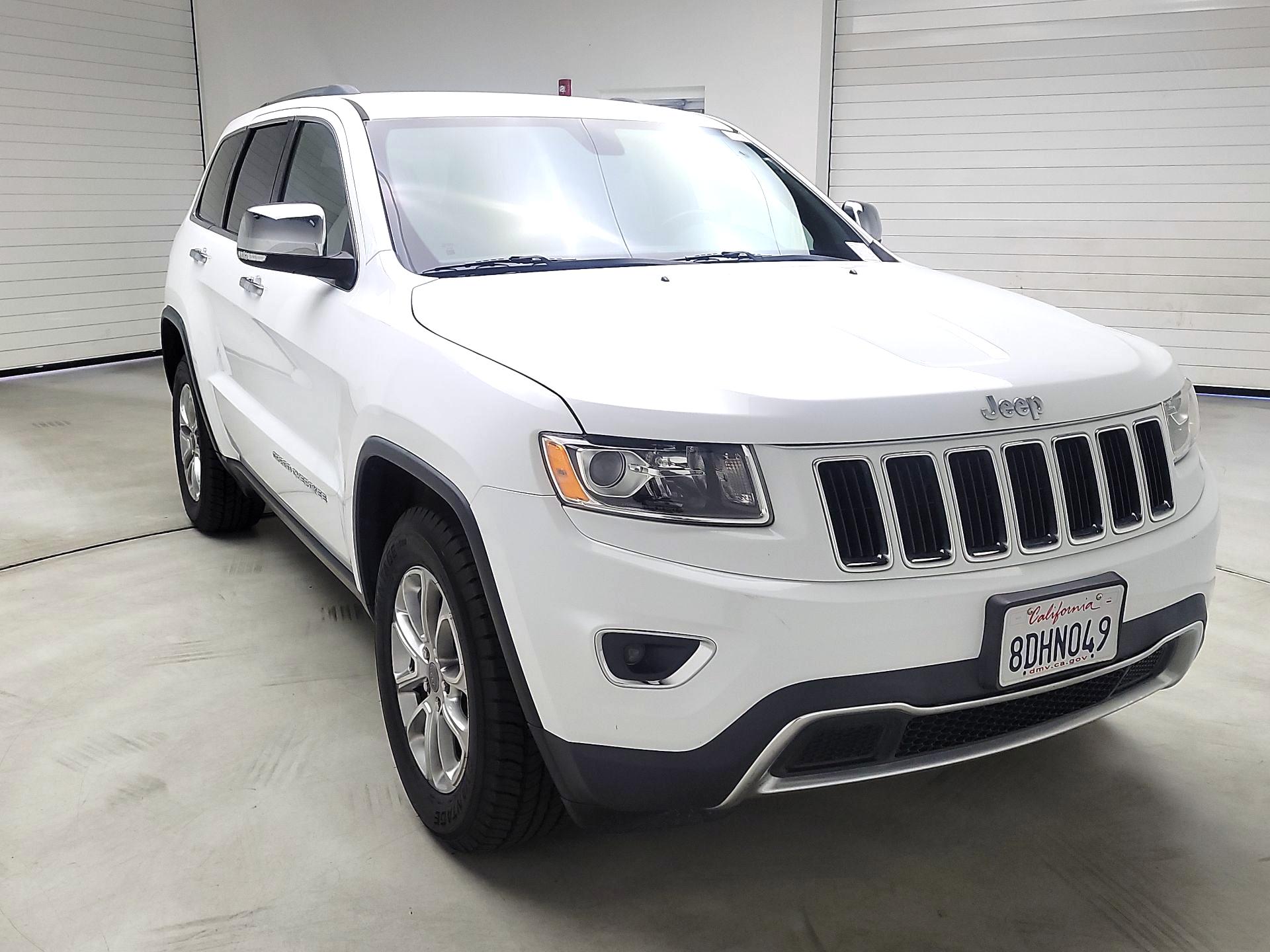 Thumbnail: 2015 Jeep Grand Cherokee - 1