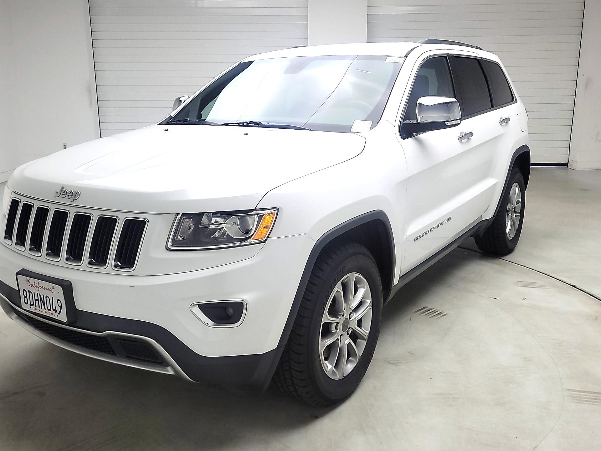 Thumbnail: 2015 Jeep Grand Cherokee - 3