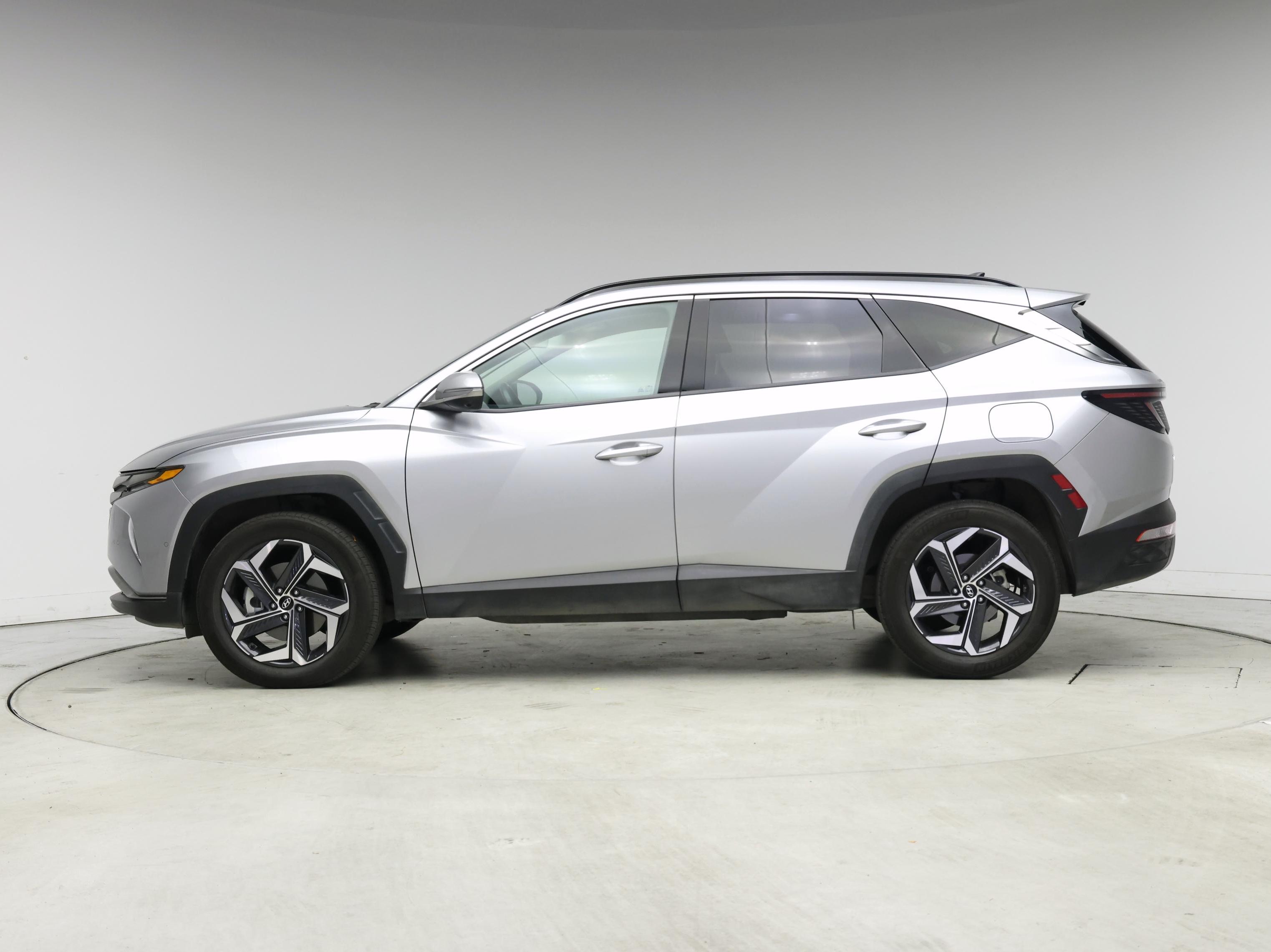 Thumbnail: 2023 Hyundai Tucson - 3