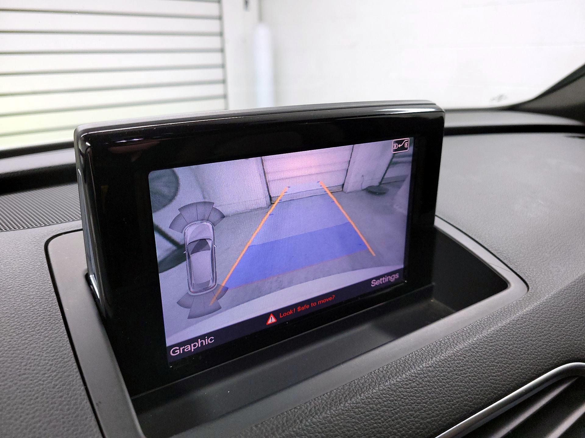 Thumbnail: 2016 Audi Q3 - 15