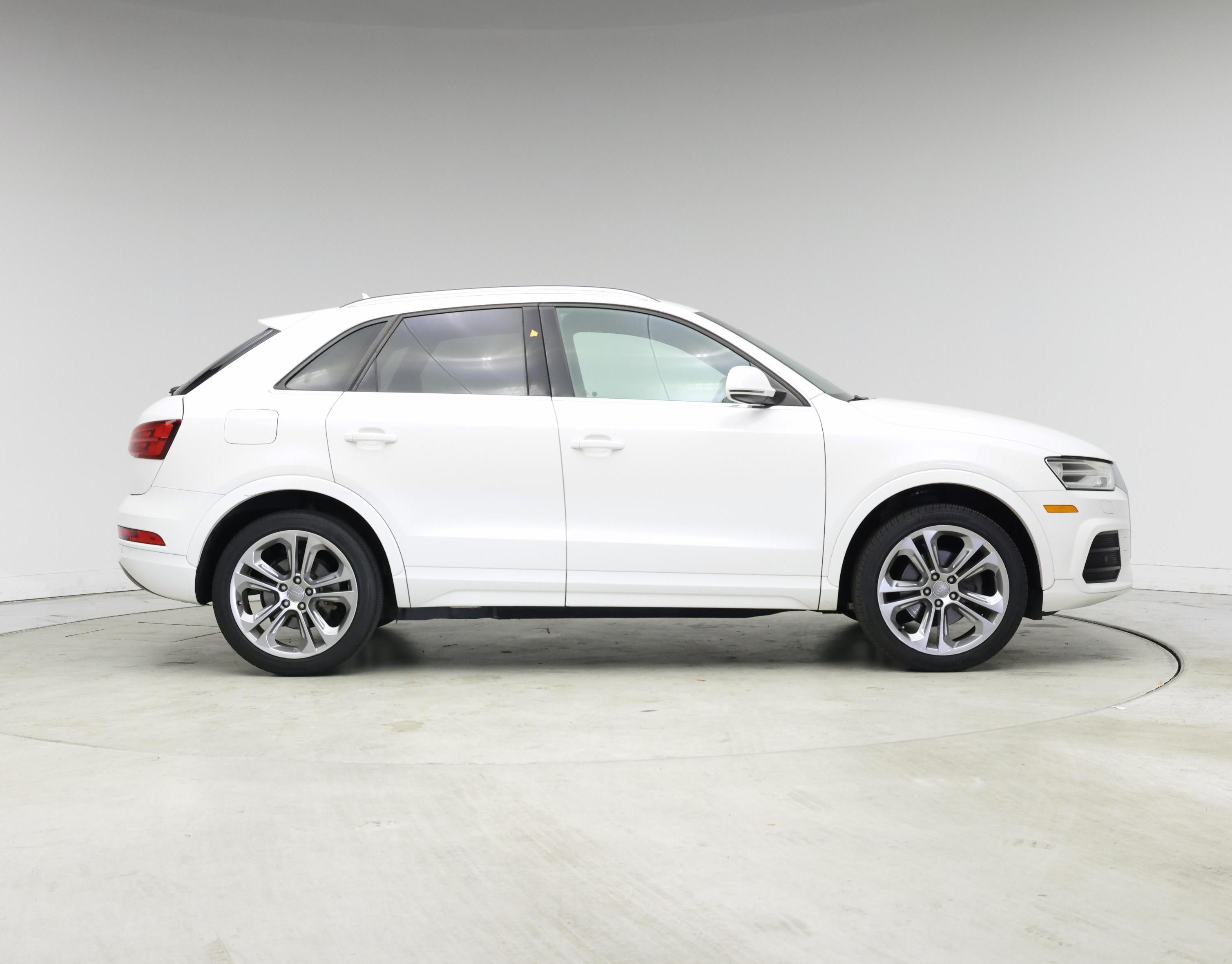 Thumbnail: 2016 Audi Q3 - 7