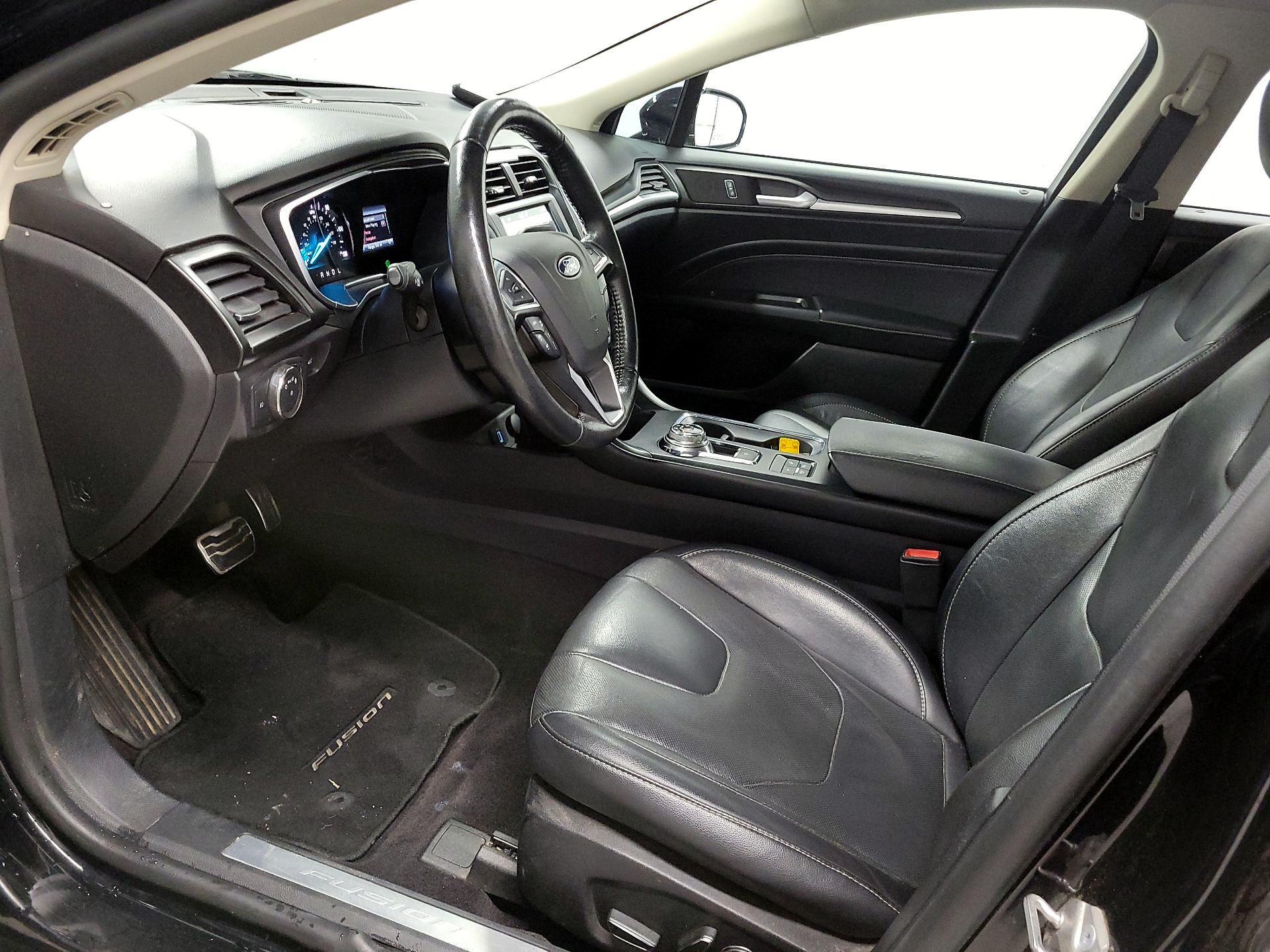 Thumbnail: 2017 Ford Fusion - 9