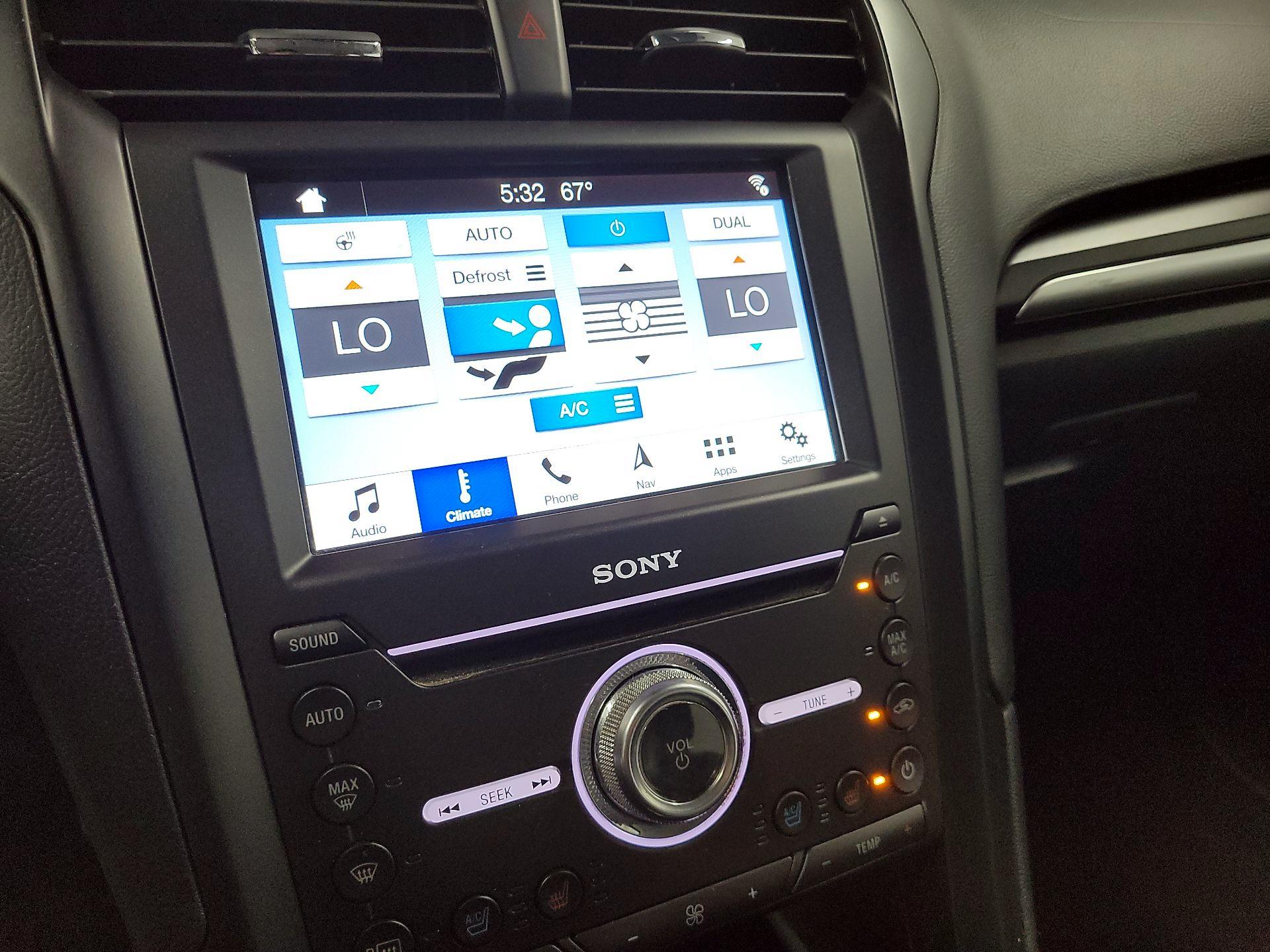 Thumbnail: 2017 Ford Fusion - 14