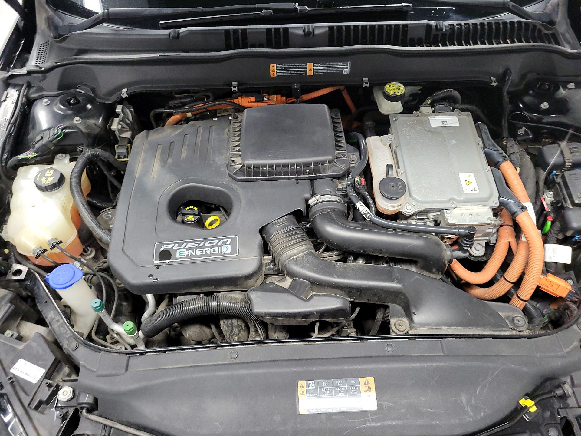 Thumbnail: 2017 Ford Fusion - 18