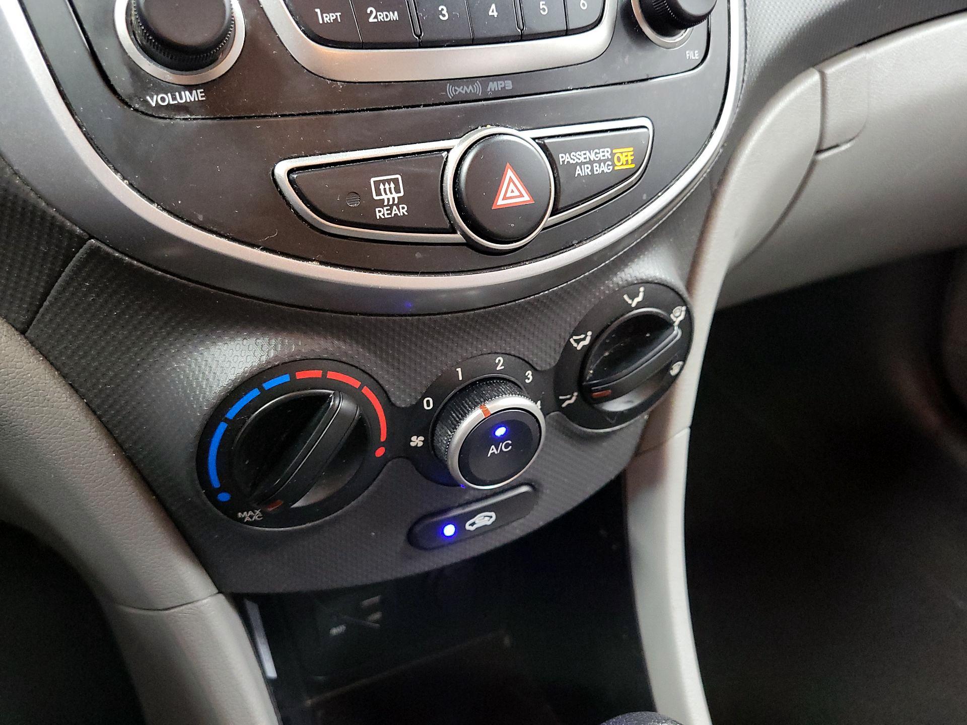 Thumbnail: 2016 Hyundai Accent - 12