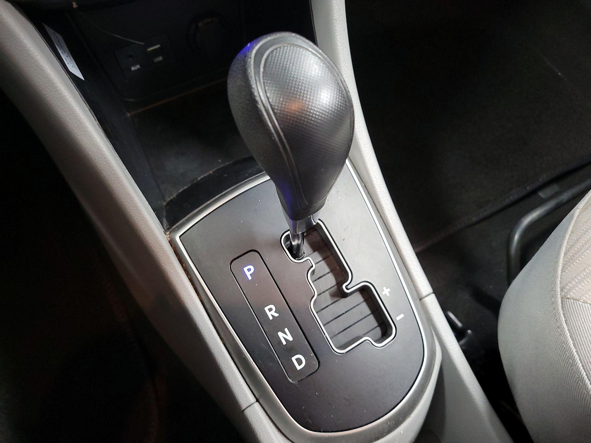 Thumbnail: 2016 Hyundai Accent - 13