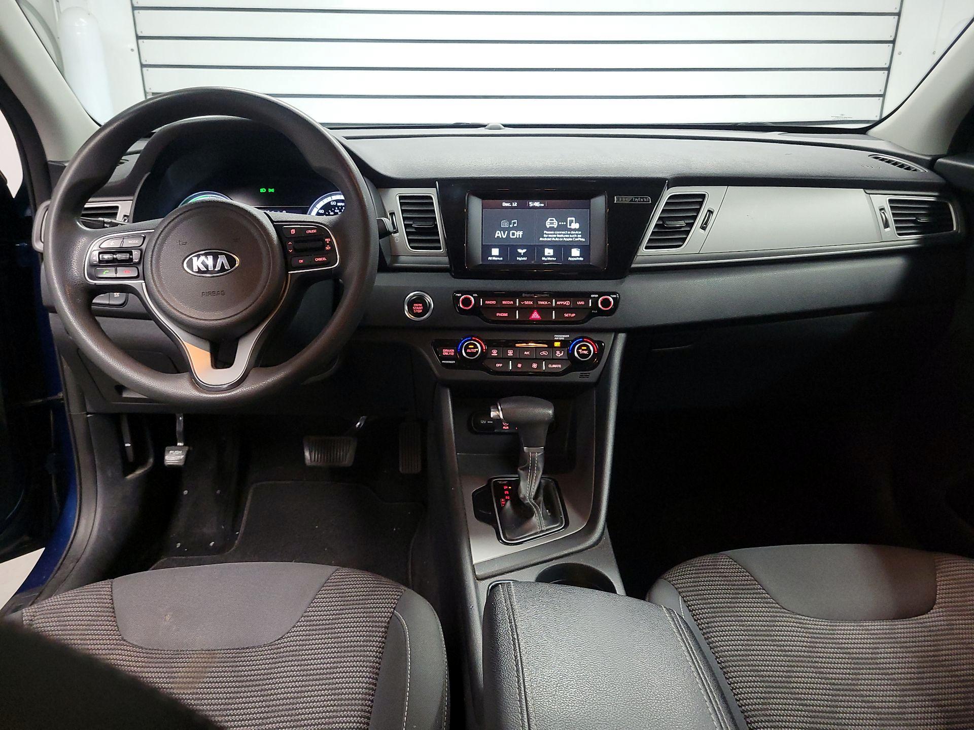 Thumbnail: 2019 Kia Niro - 9