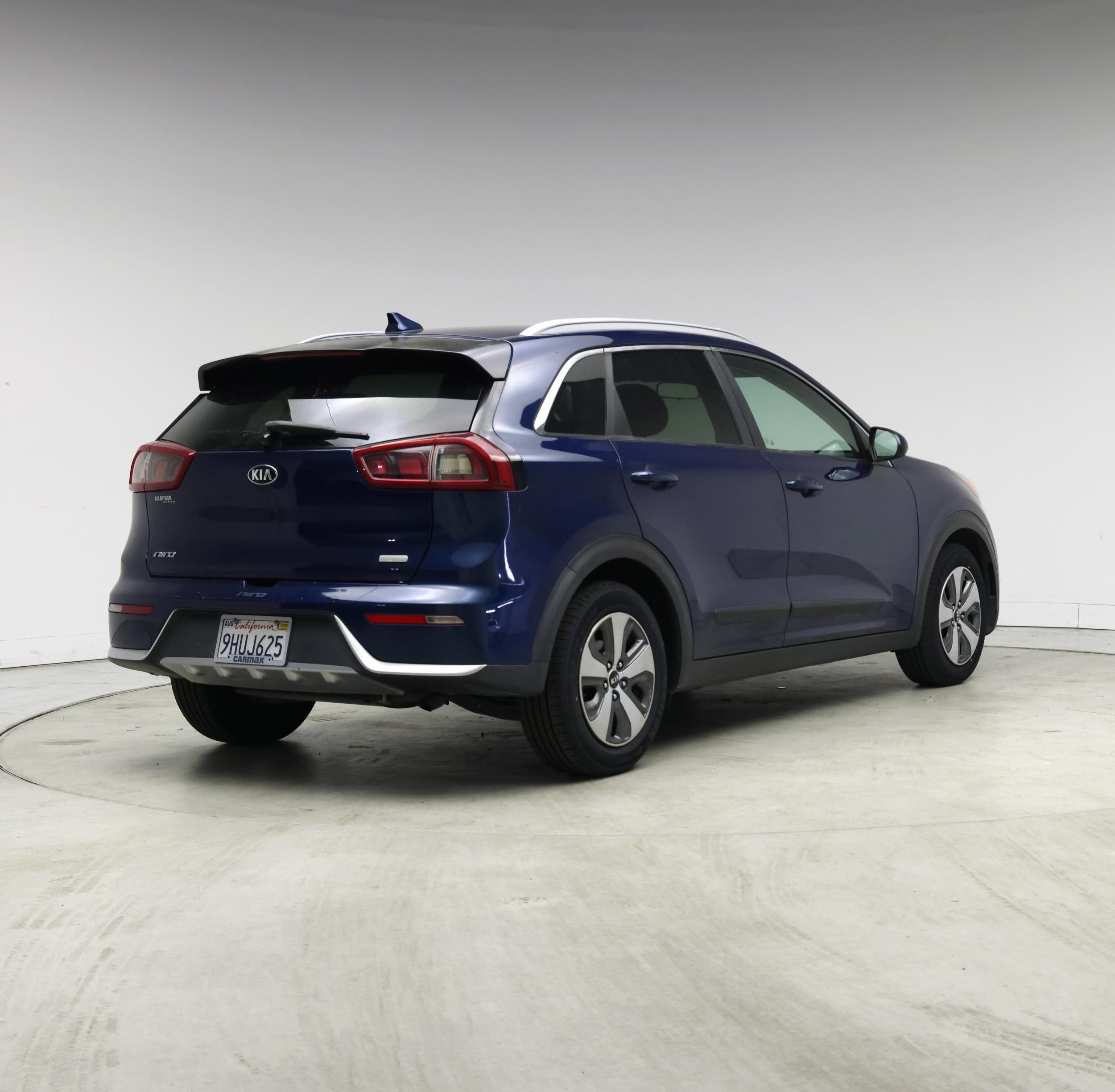 Thumbnail: 2019 Kia Niro - 8