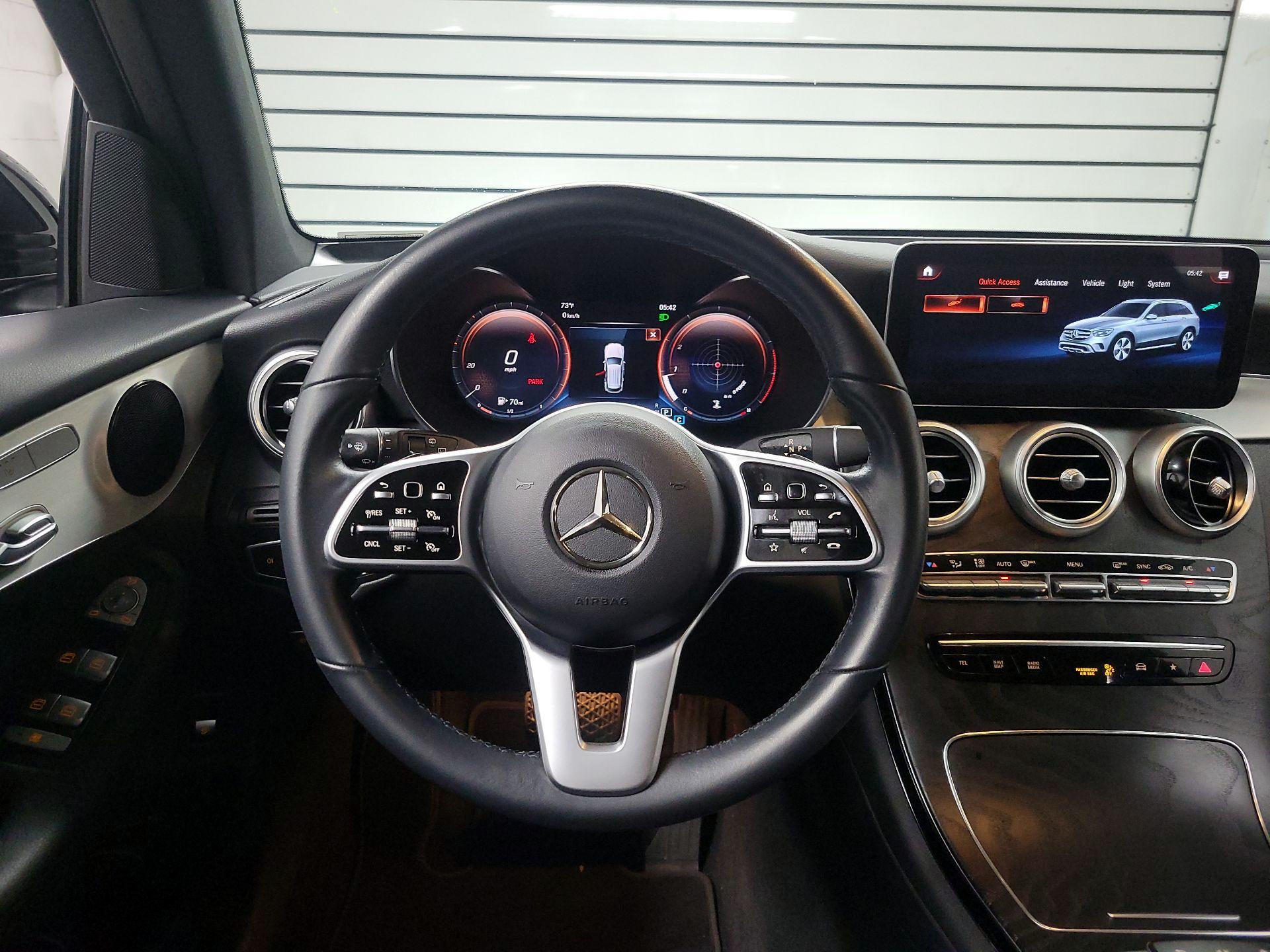 Thumbnail: 2022 Mercedes-Benz GLC - 10