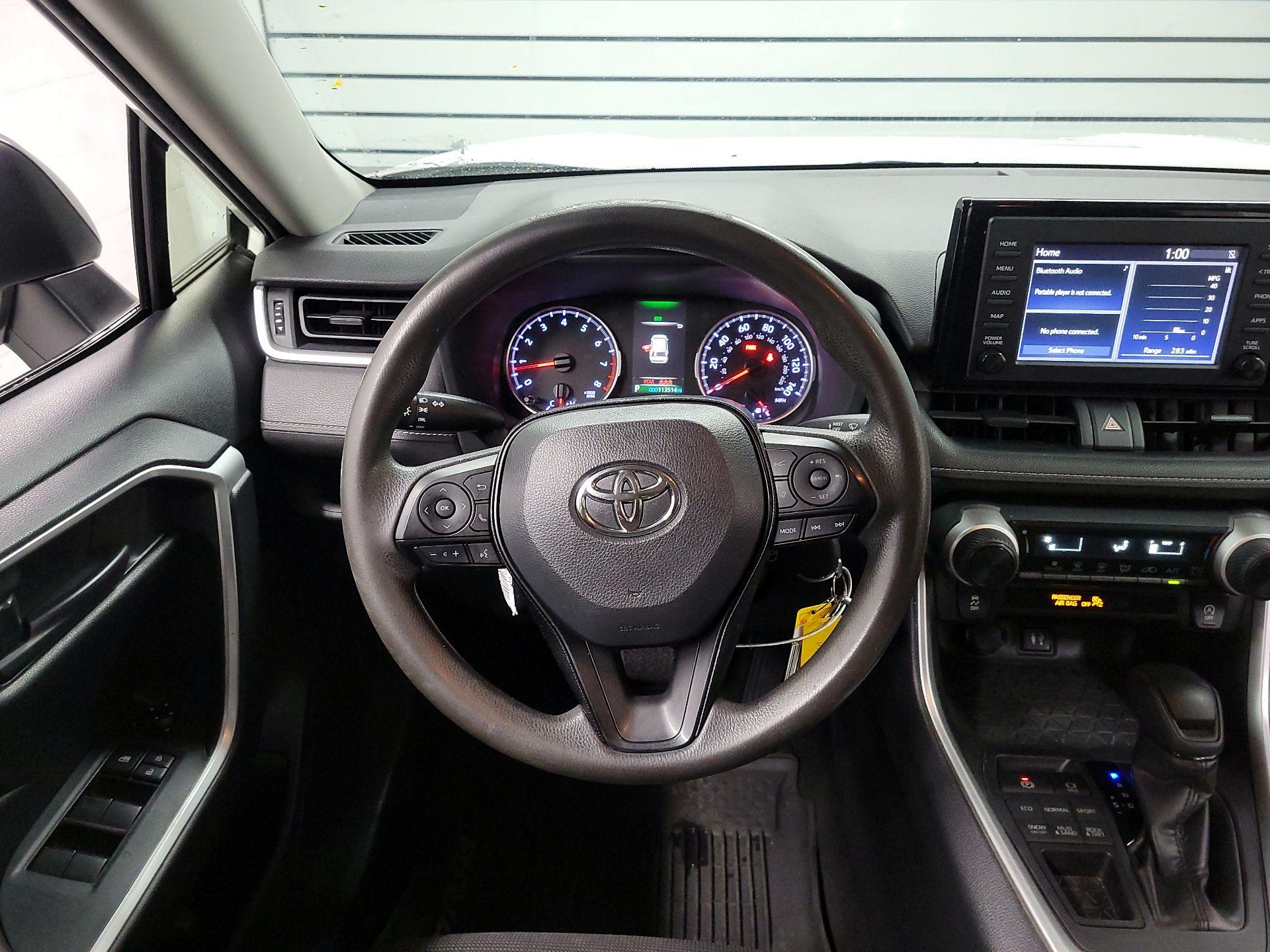 Thumbnail: 2019 Toyota RAV4 - 10