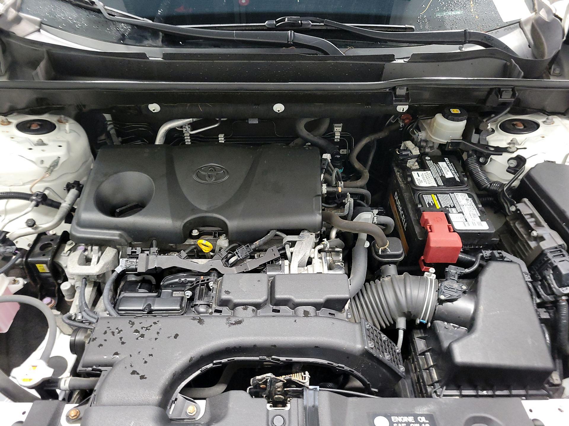 Thumbnail: 2019 Toyota RAV4 - 19