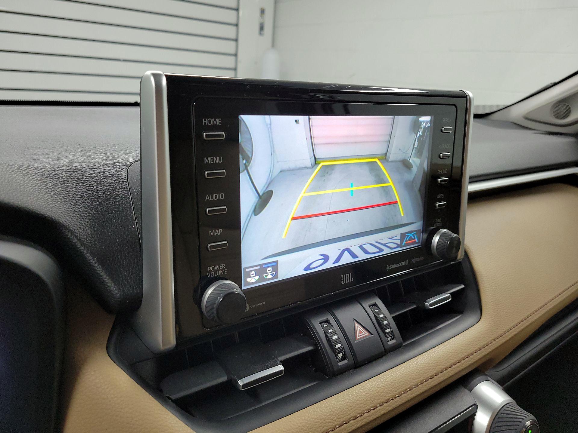 Thumbnail: 2021 Toyota RAV4 - 14