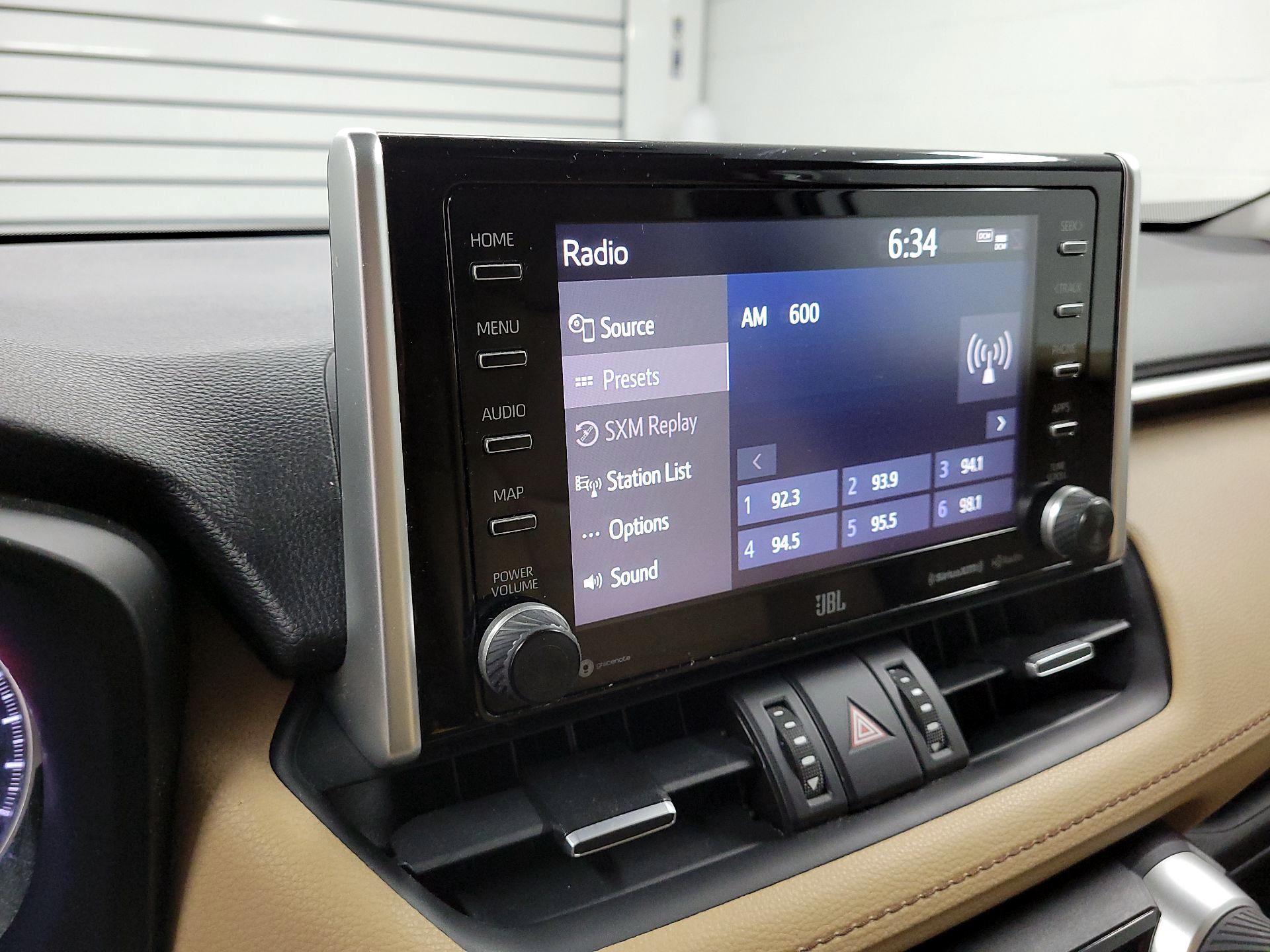 Thumbnail: 2021 Toyota RAV4 - 15