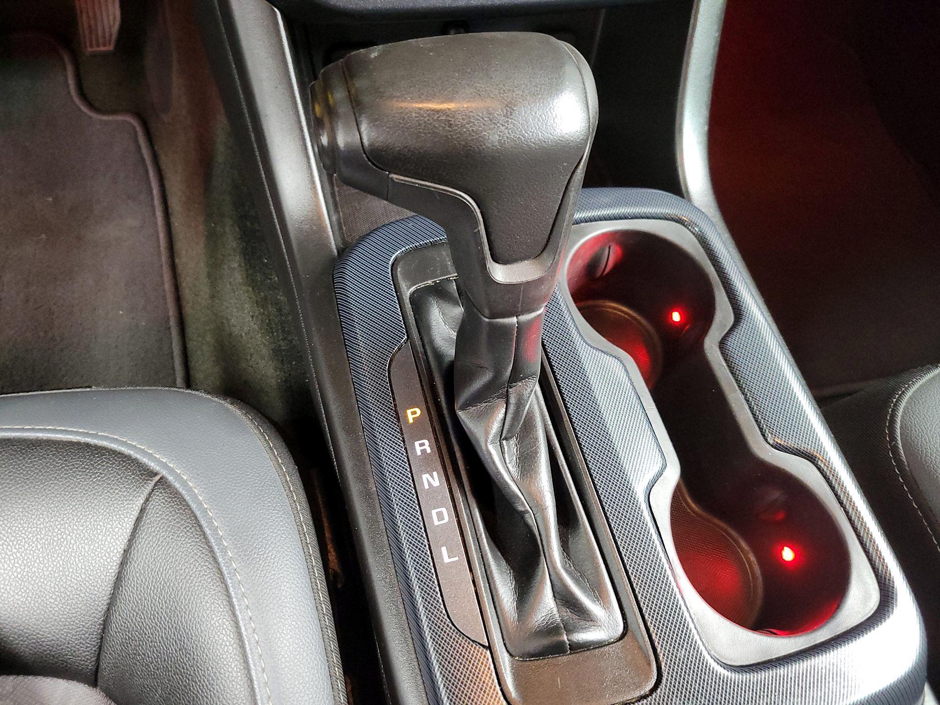 Thumbnail: 2018 Chevrolet Colorado - 15