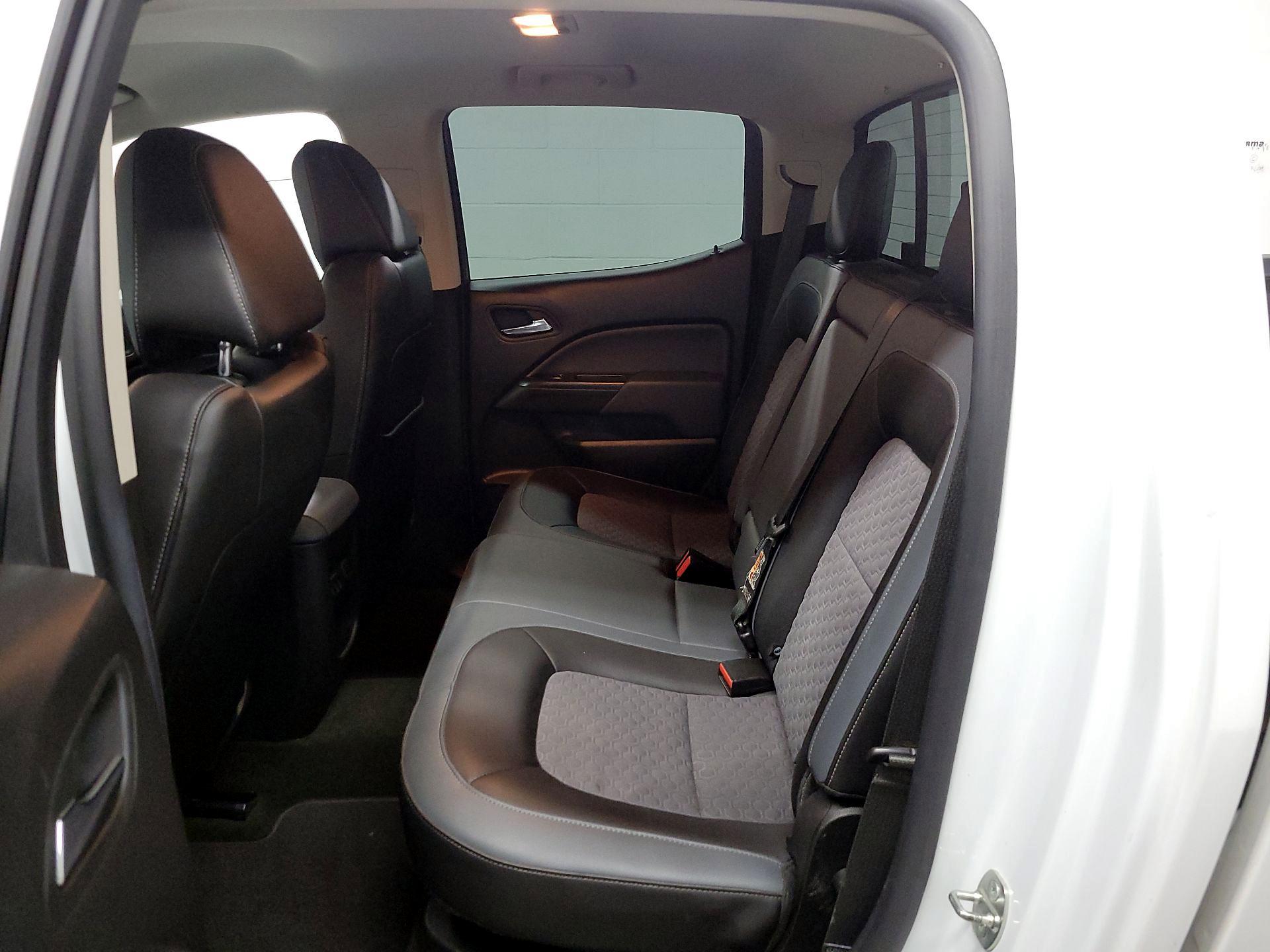 Thumbnail: 2018 Chevrolet Colorado - 16