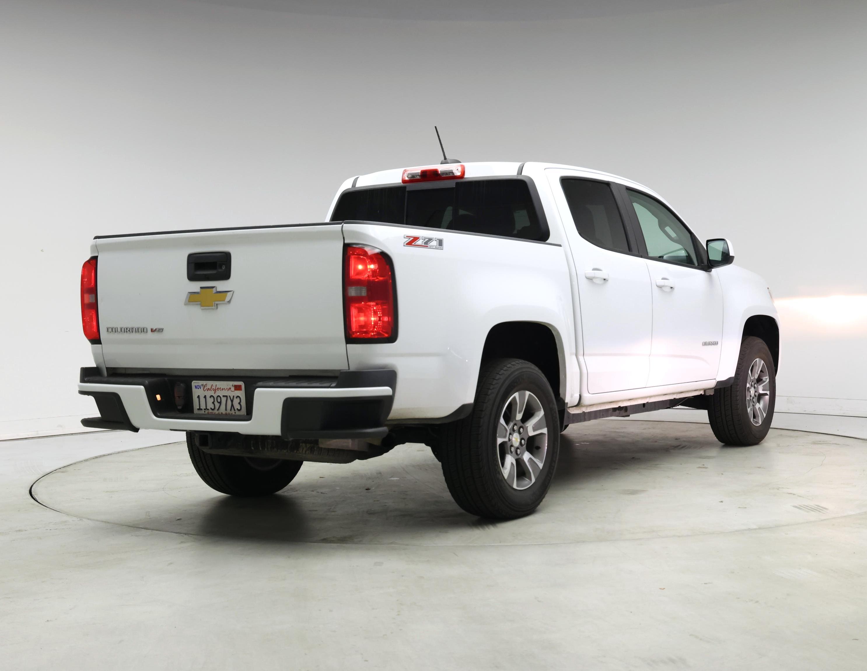 Thumbnail: 2018 Chevrolet Colorado - 8