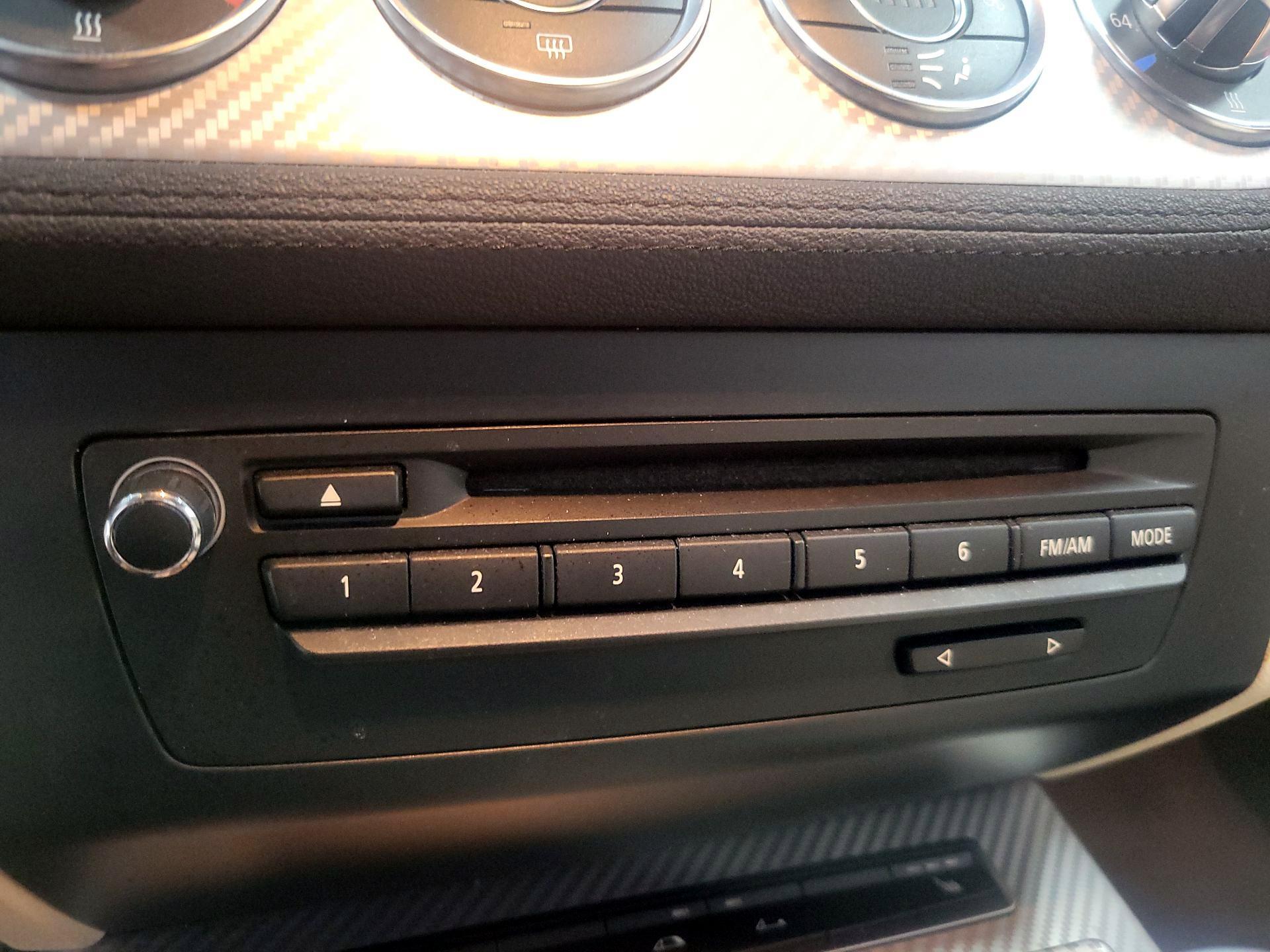 Thumbnail: 2015 BMW Z4 - 13