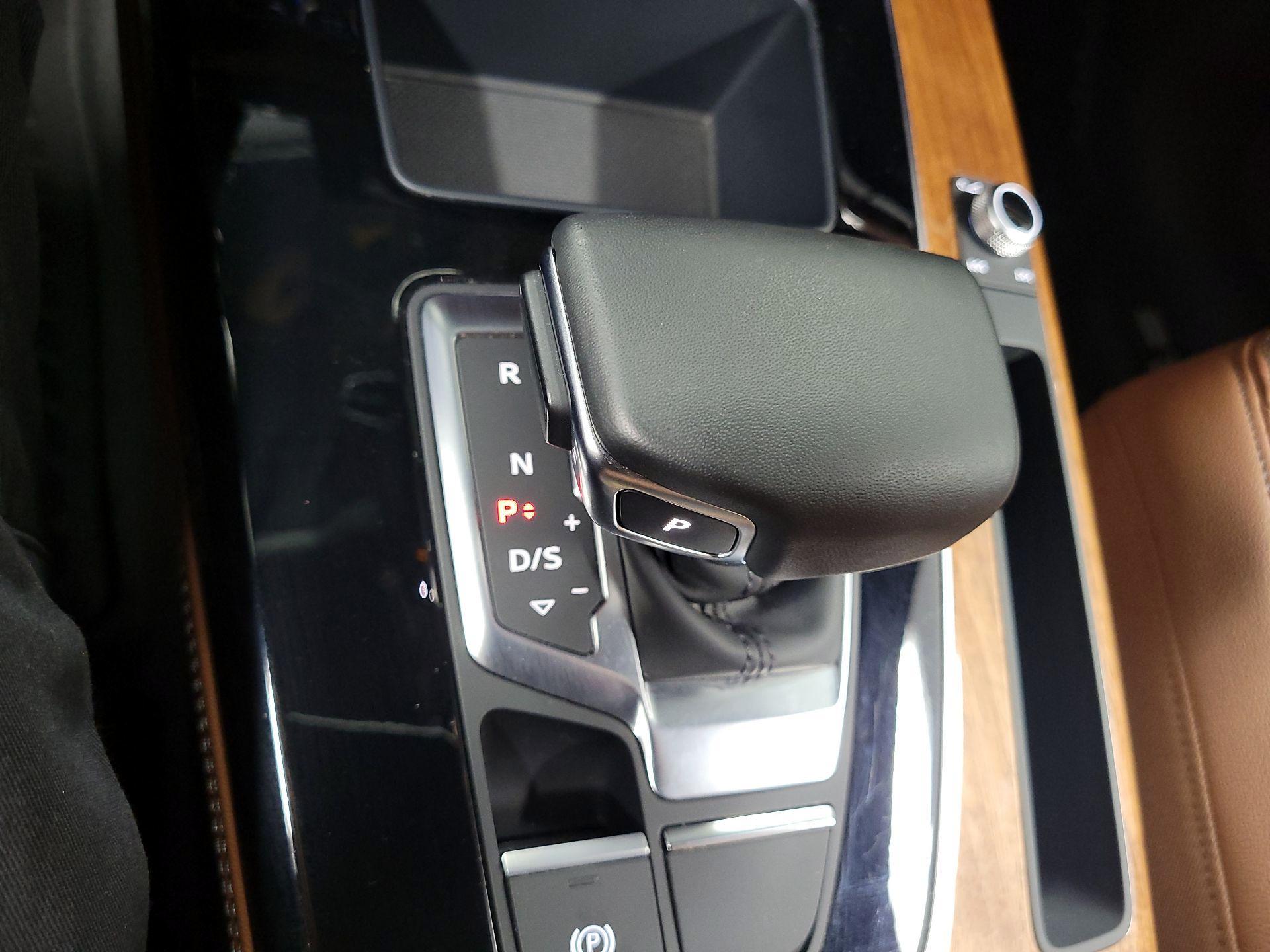 Thumbnail: 2023 Audi Q5 - 14