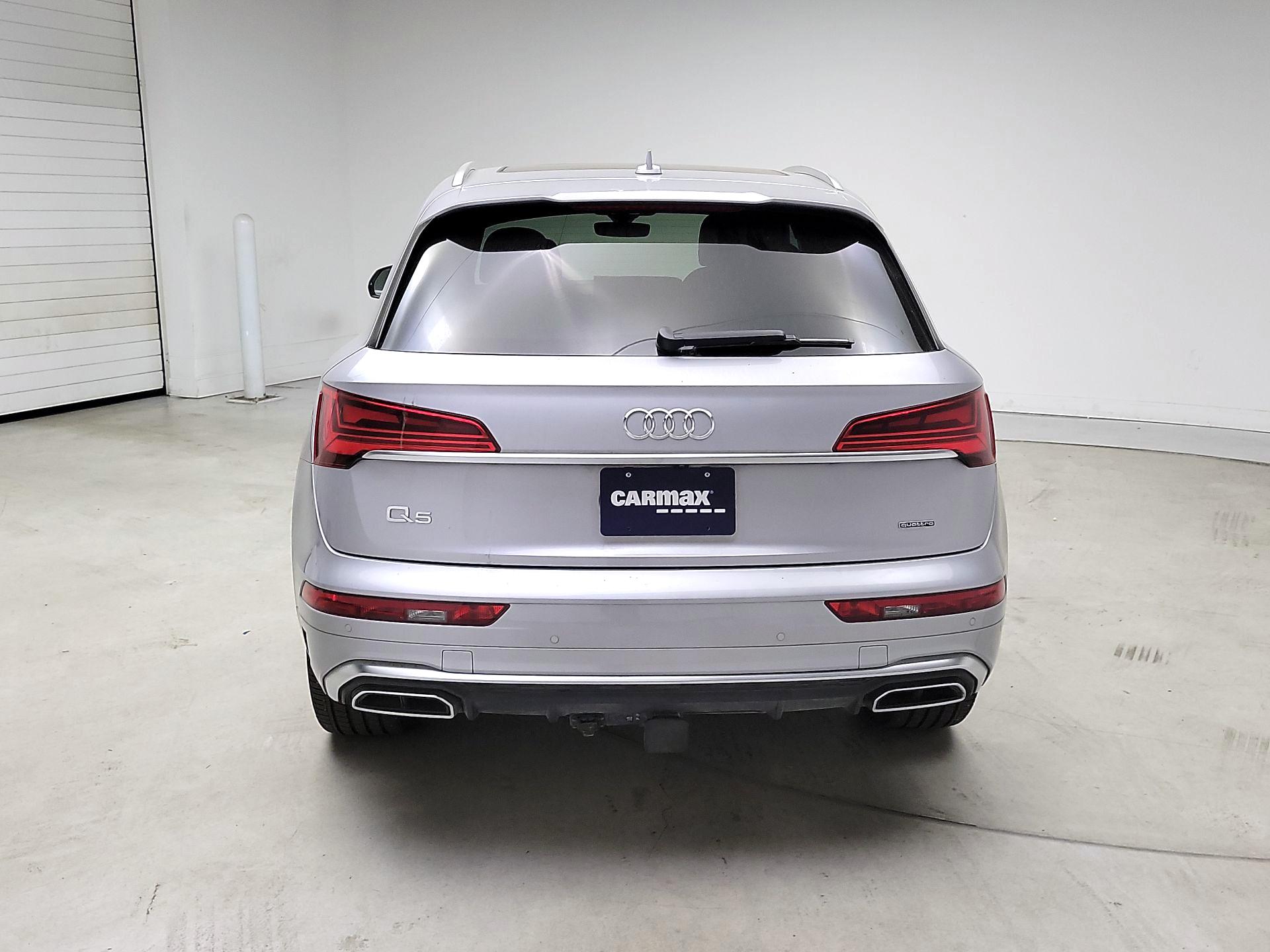 Thumbnail: 2023 Audi Q5 - 6