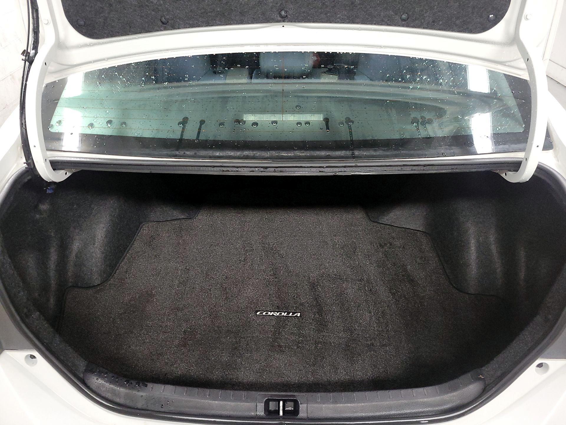 Thumbnail: 2018 Toyota Corolla - 19