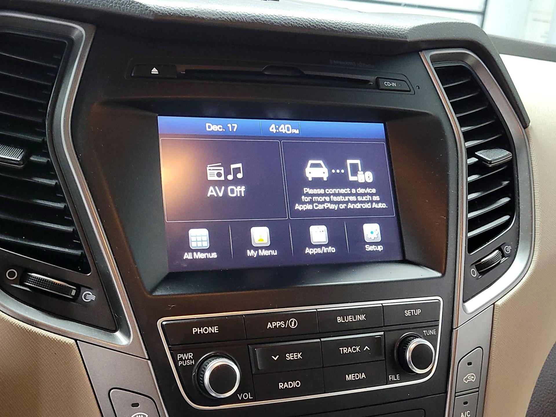 Thumbnail: 2017 Hyundai Santa Fe - 12