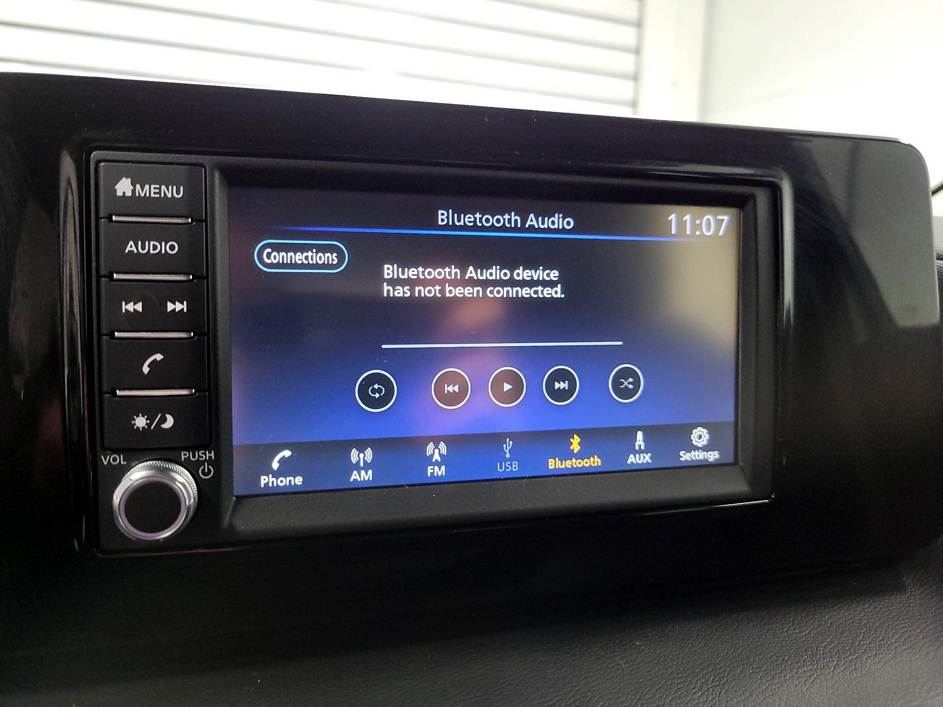 Thumbnail: 2025 Nissan Kicks - 13