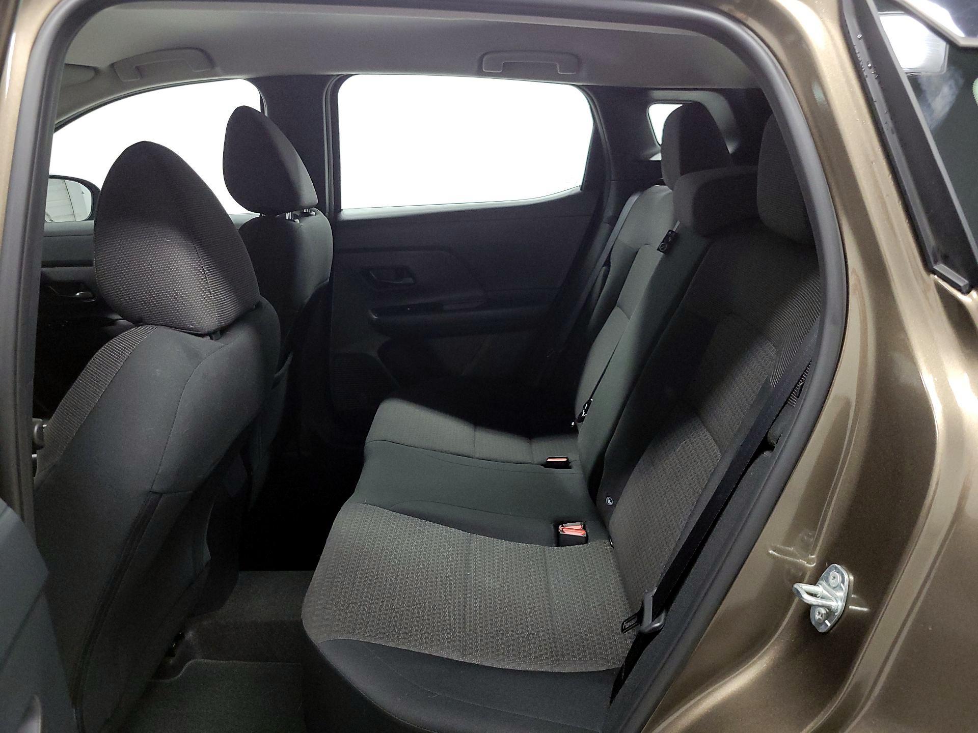 Thumbnail: 2025 Nissan Kicks - 16