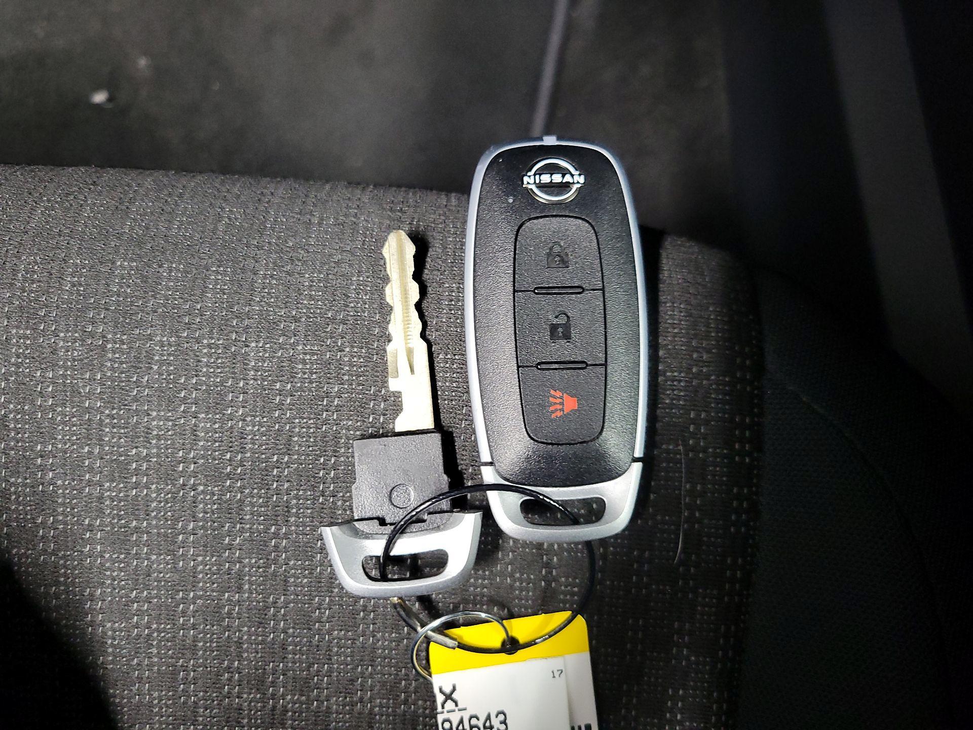 Thumbnail: 2025 Nissan Kicks - 19