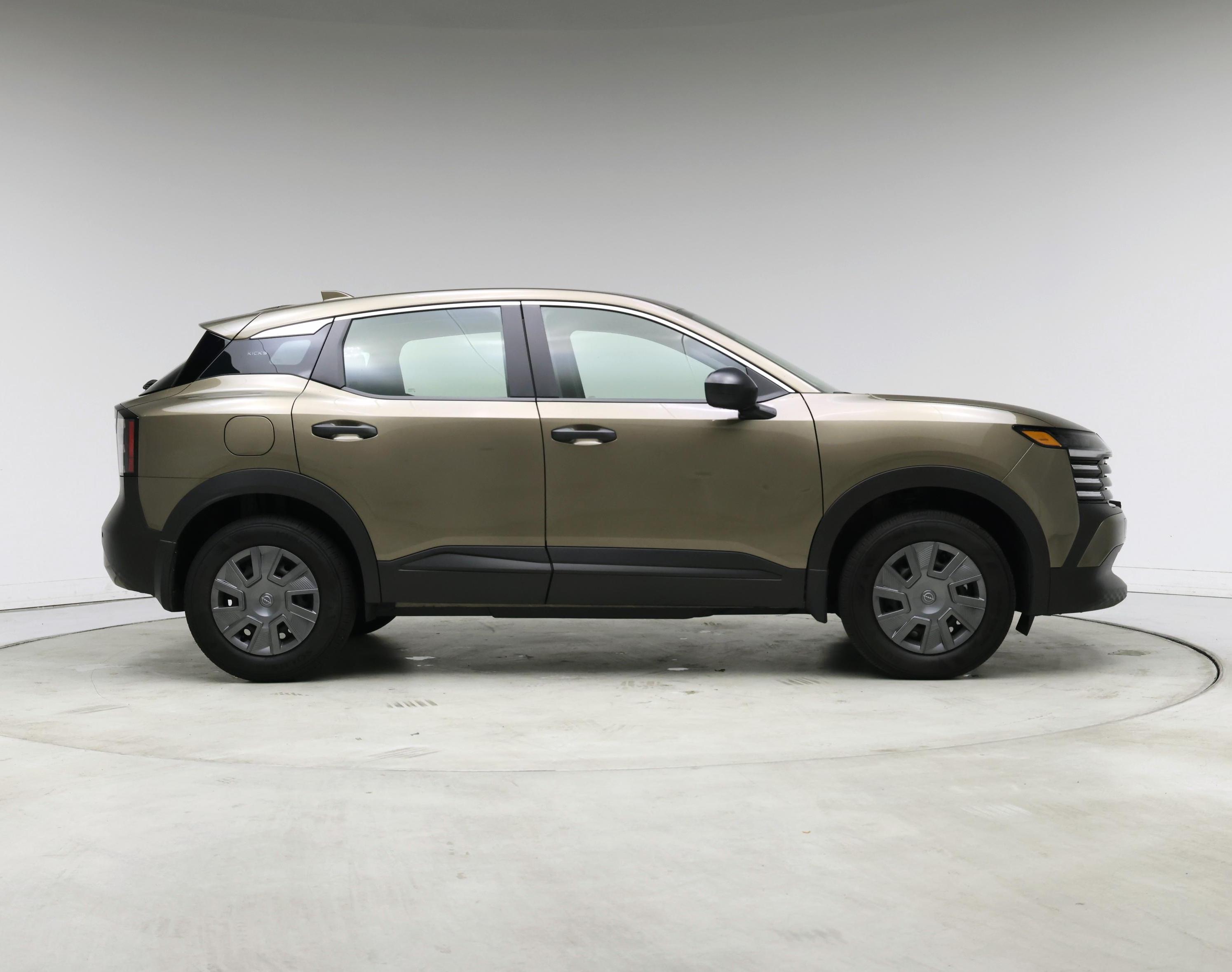 Thumbnail: 2025 Nissan Kicks - 7