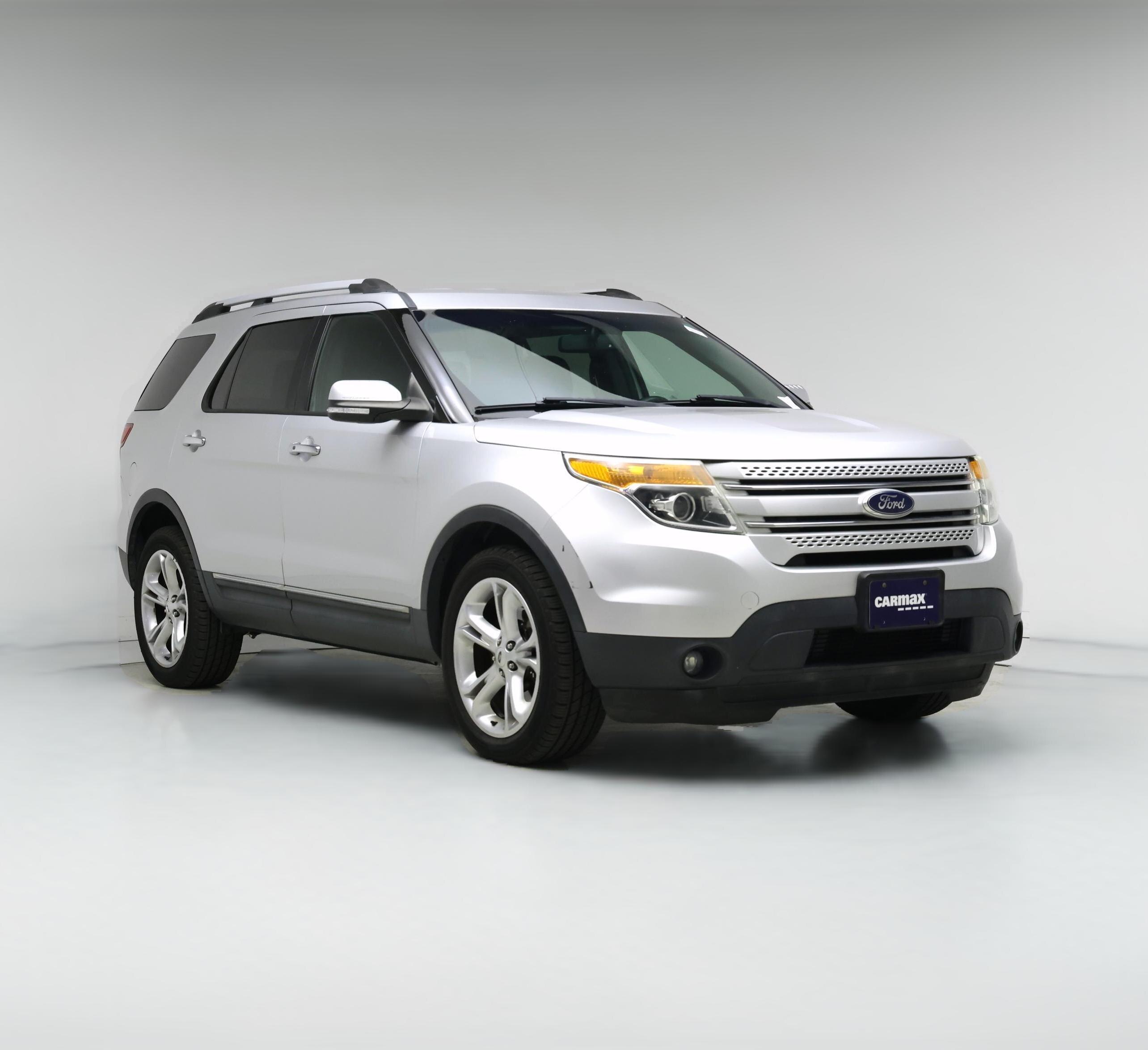 Thumbnail: 2015 Ford Explorer - 1