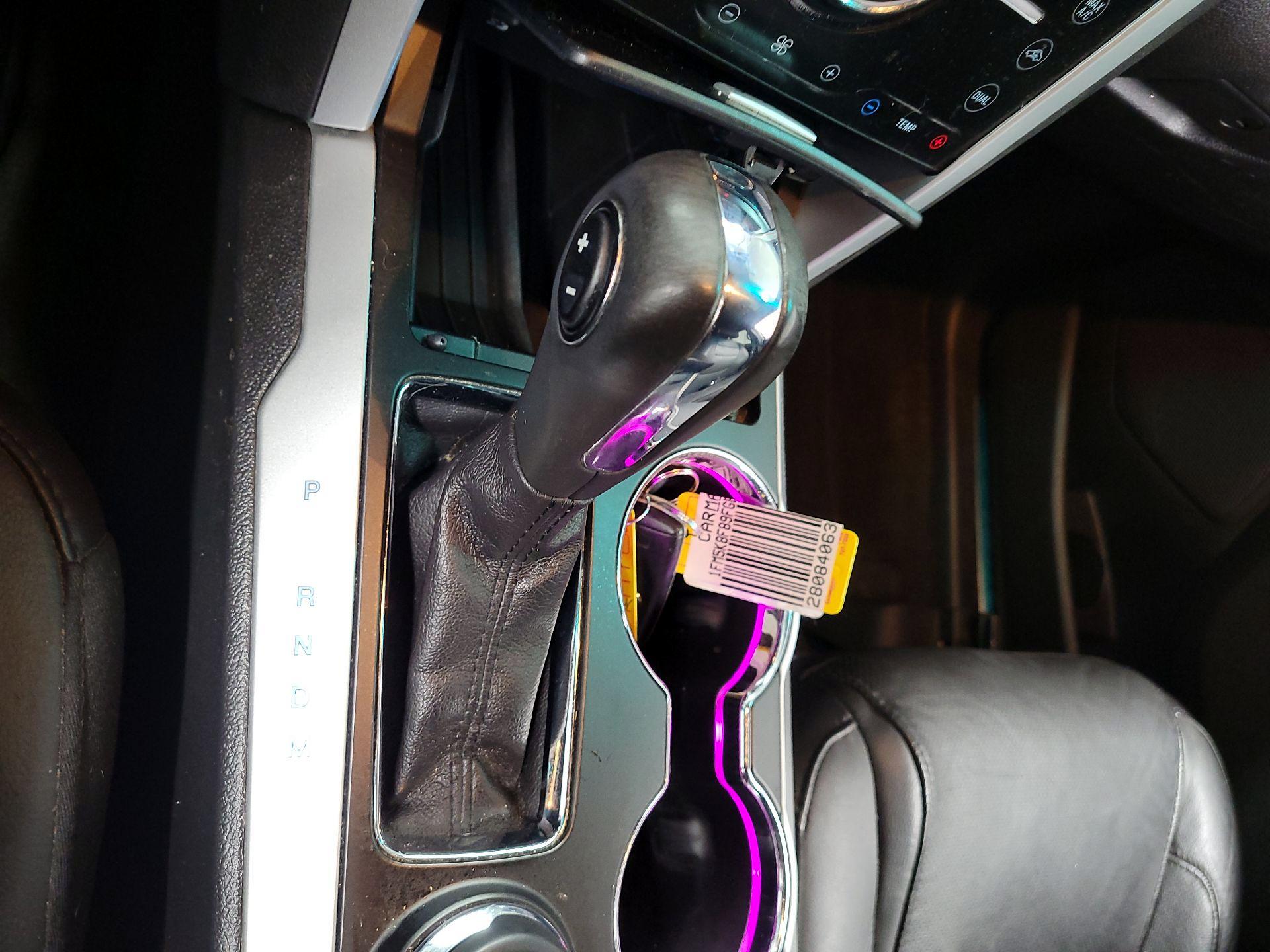 Thumbnail: 2015 Ford Explorer - 16