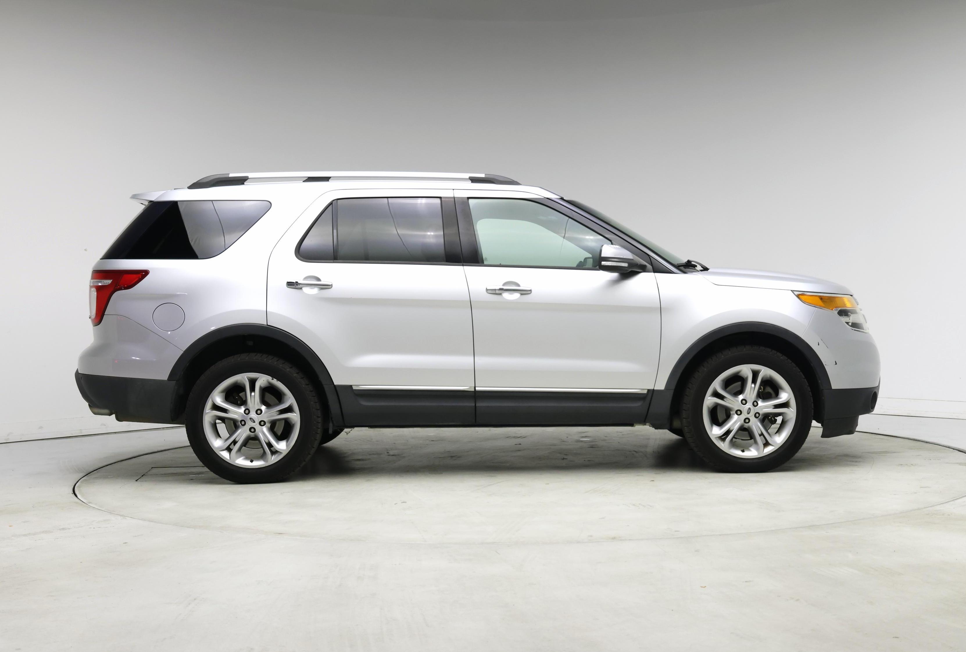 Thumbnail: 2015 Ford Explorer - 7