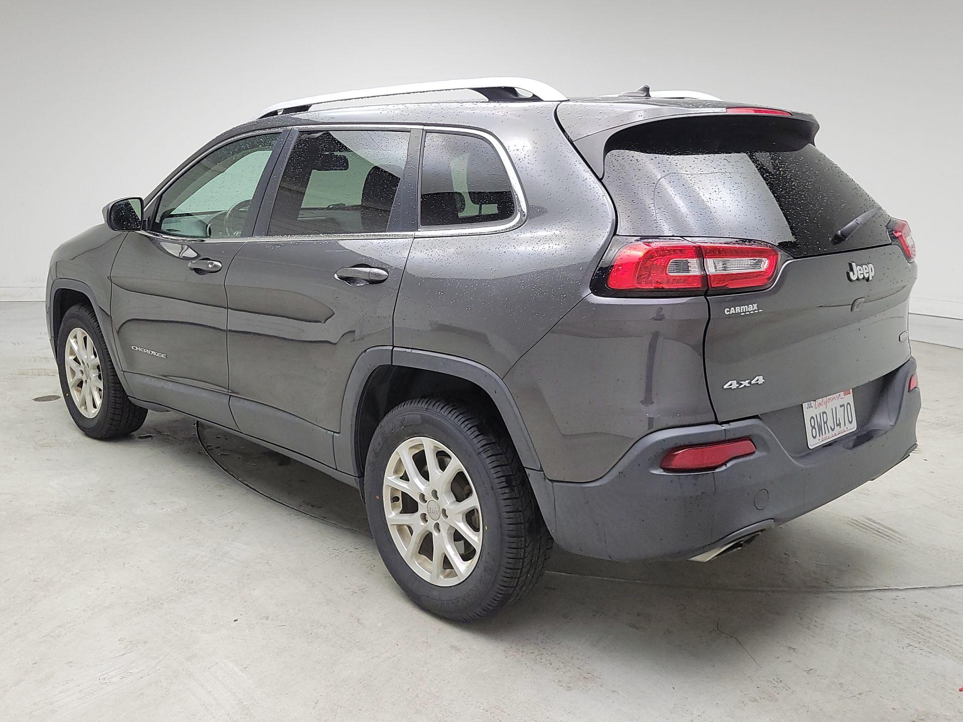 Thumbnail: 2015 Jeep Cherokee - 7