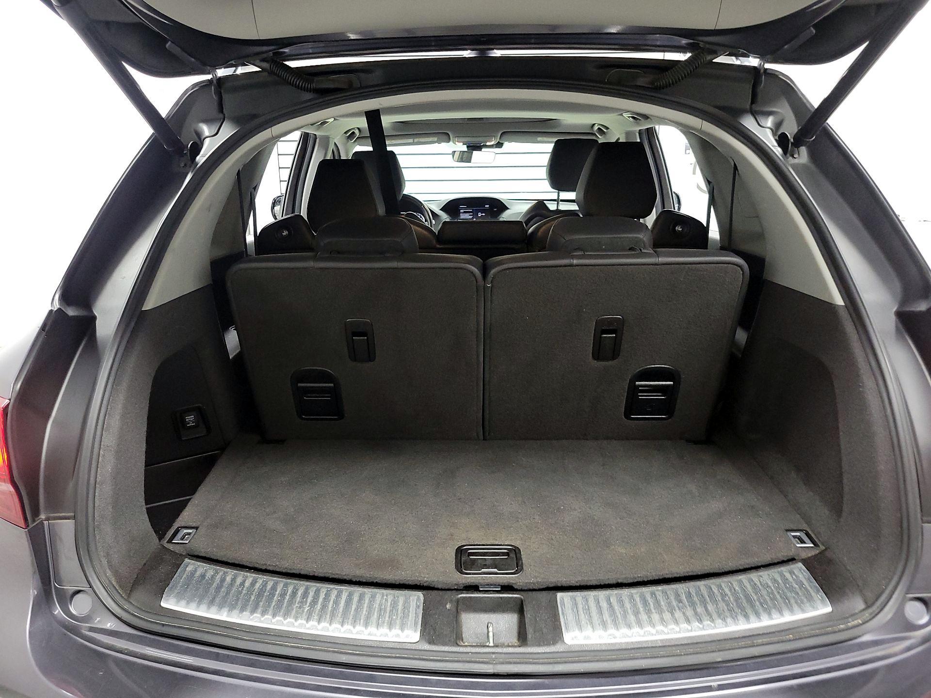 Thumbnail: 2018 Acura MDX - 18