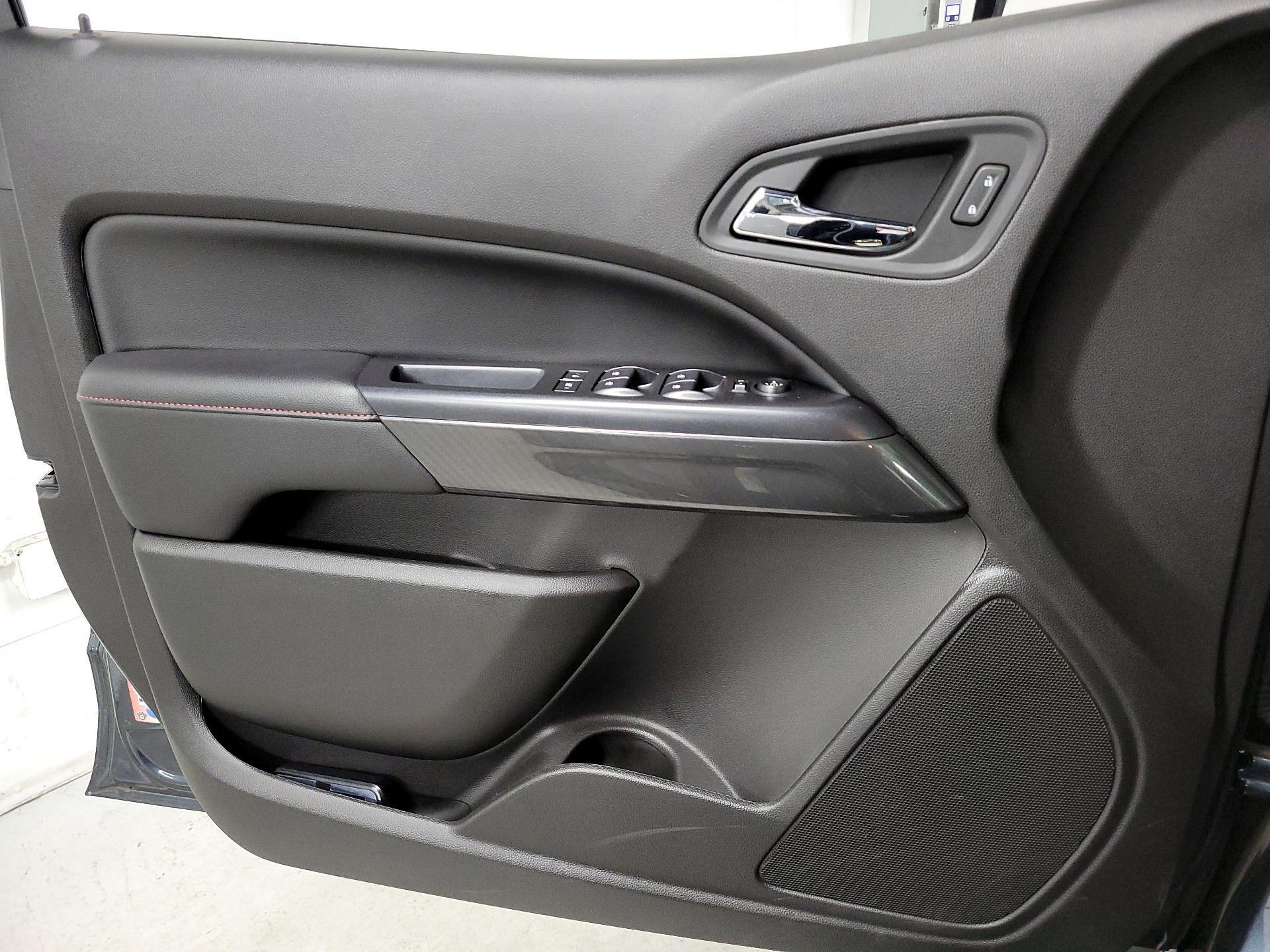 Thumbnail: 2019 GMC Canyon - 12