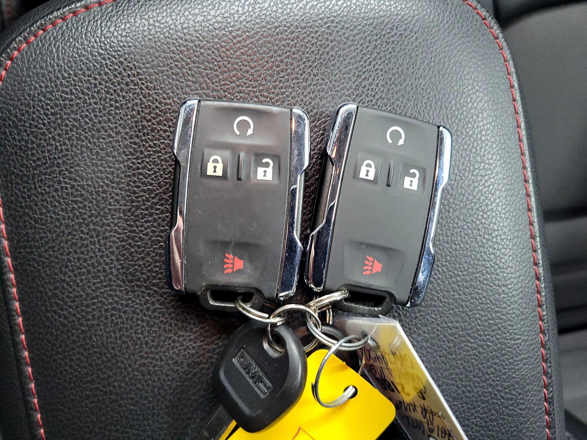 Thumbnail: 2019 GMC Canyon - 19